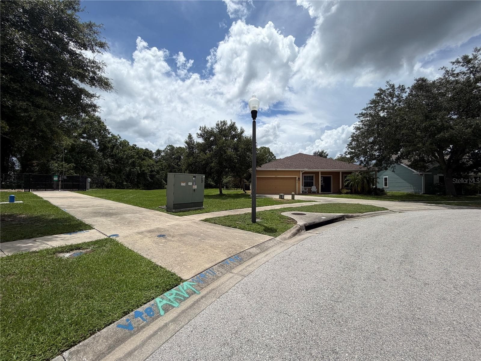 6019 Evansbrook Dr photo 4