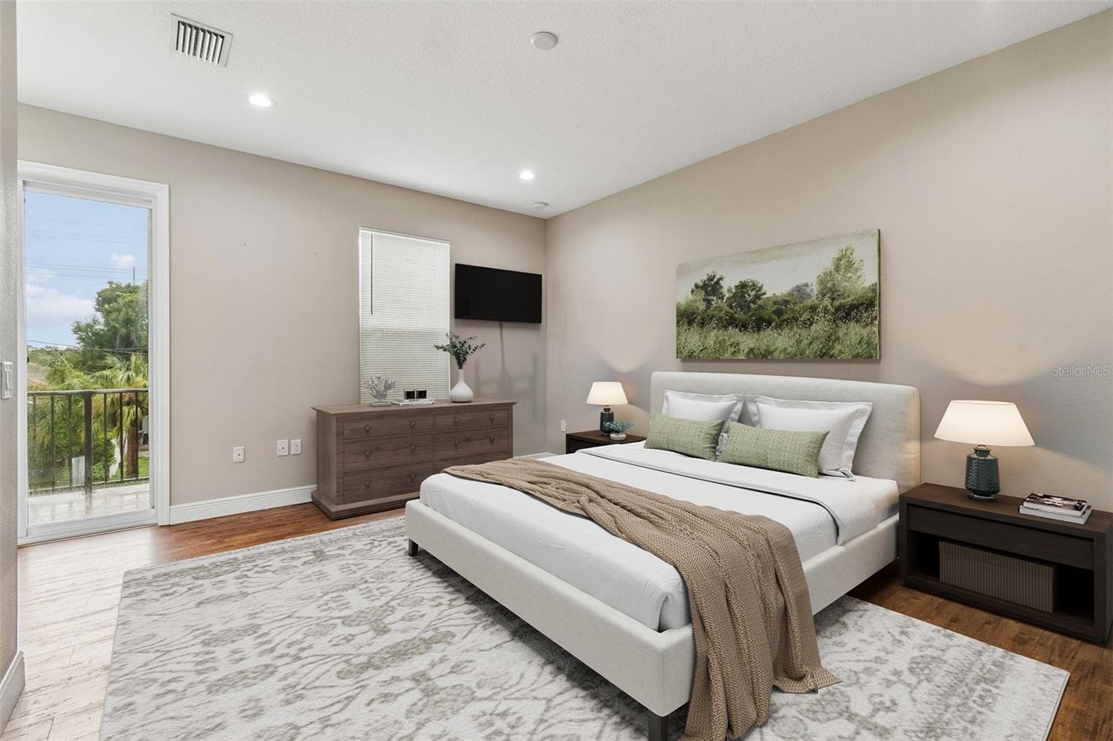 8528 Patsy St photo 4