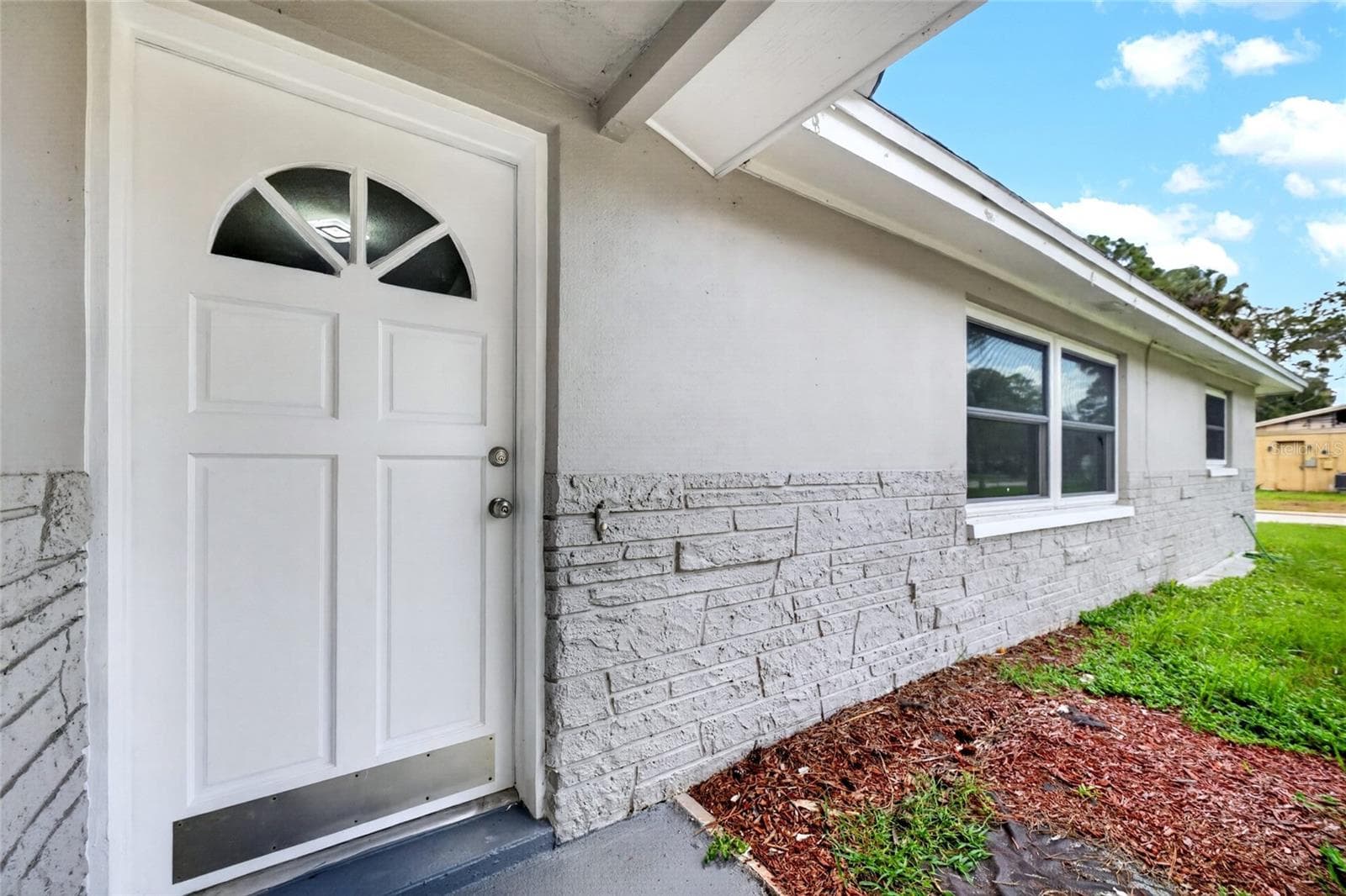 5627 Berlin Dr photo 5