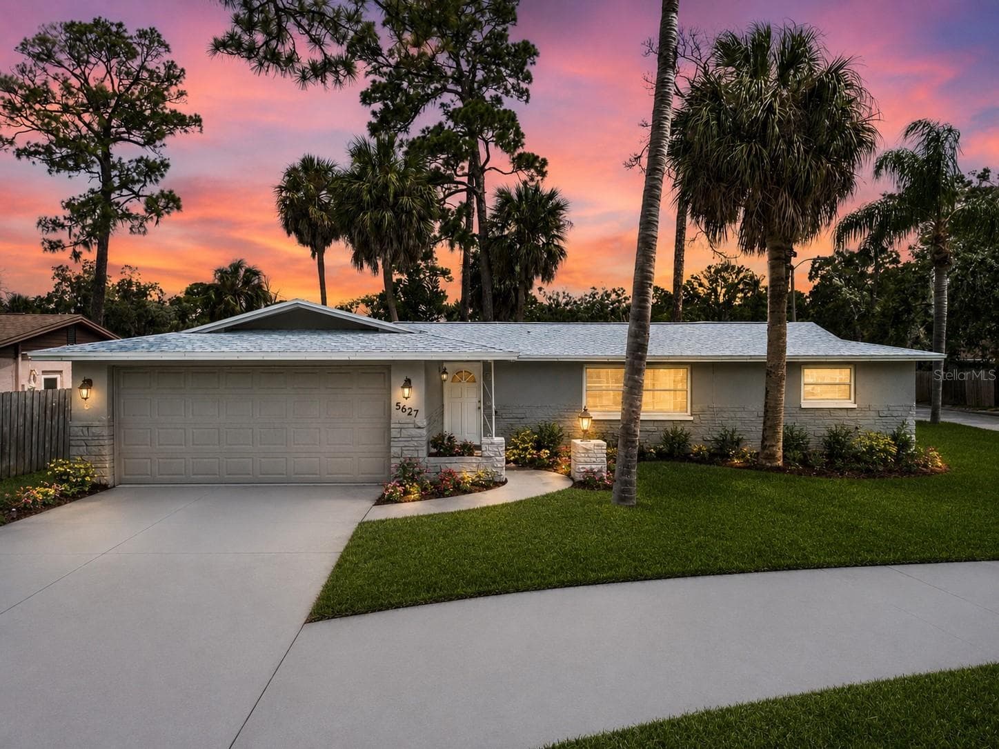 5627 Berlin Dr photo 2