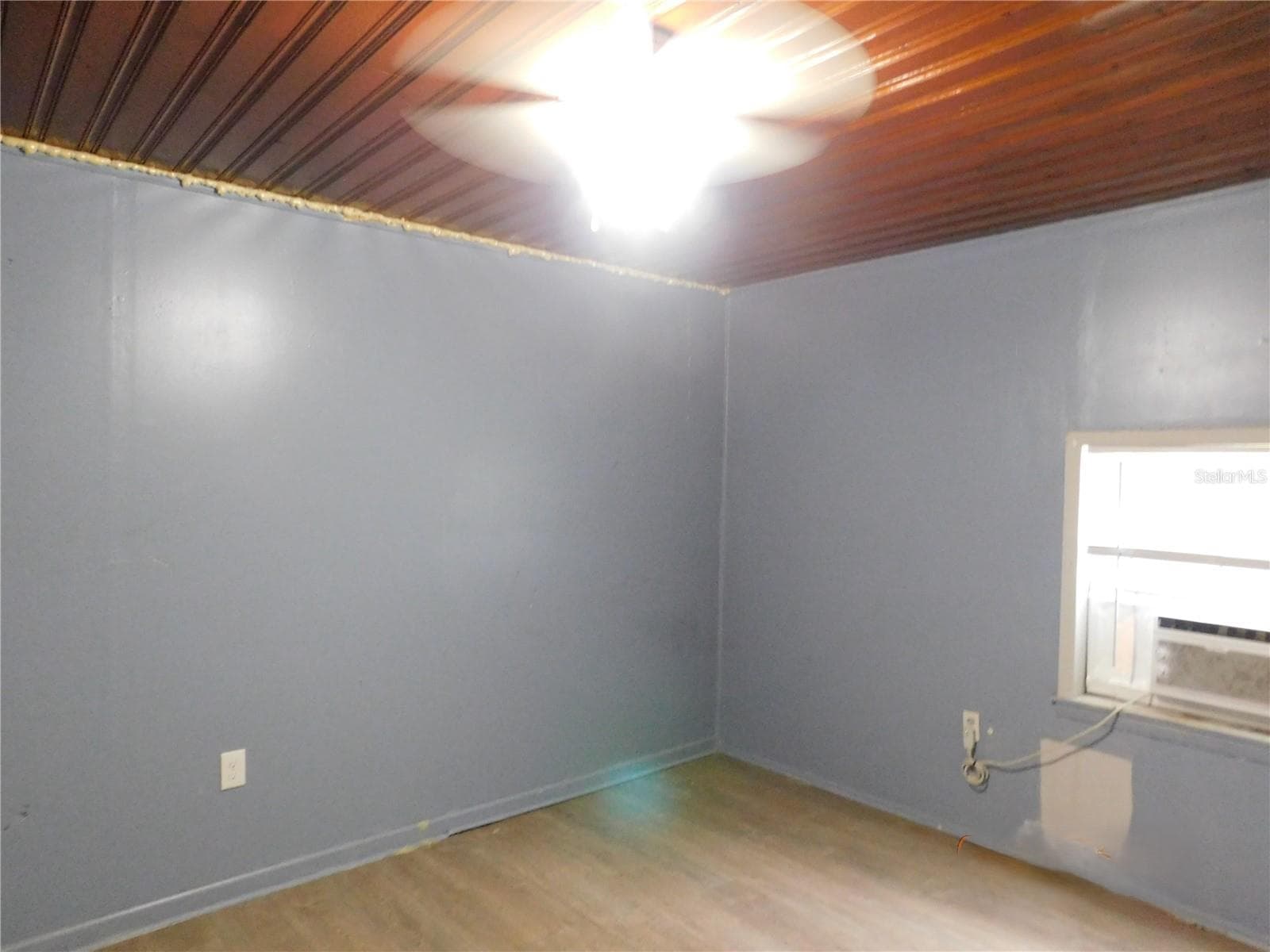 1402 Maluhia Dr photo 4