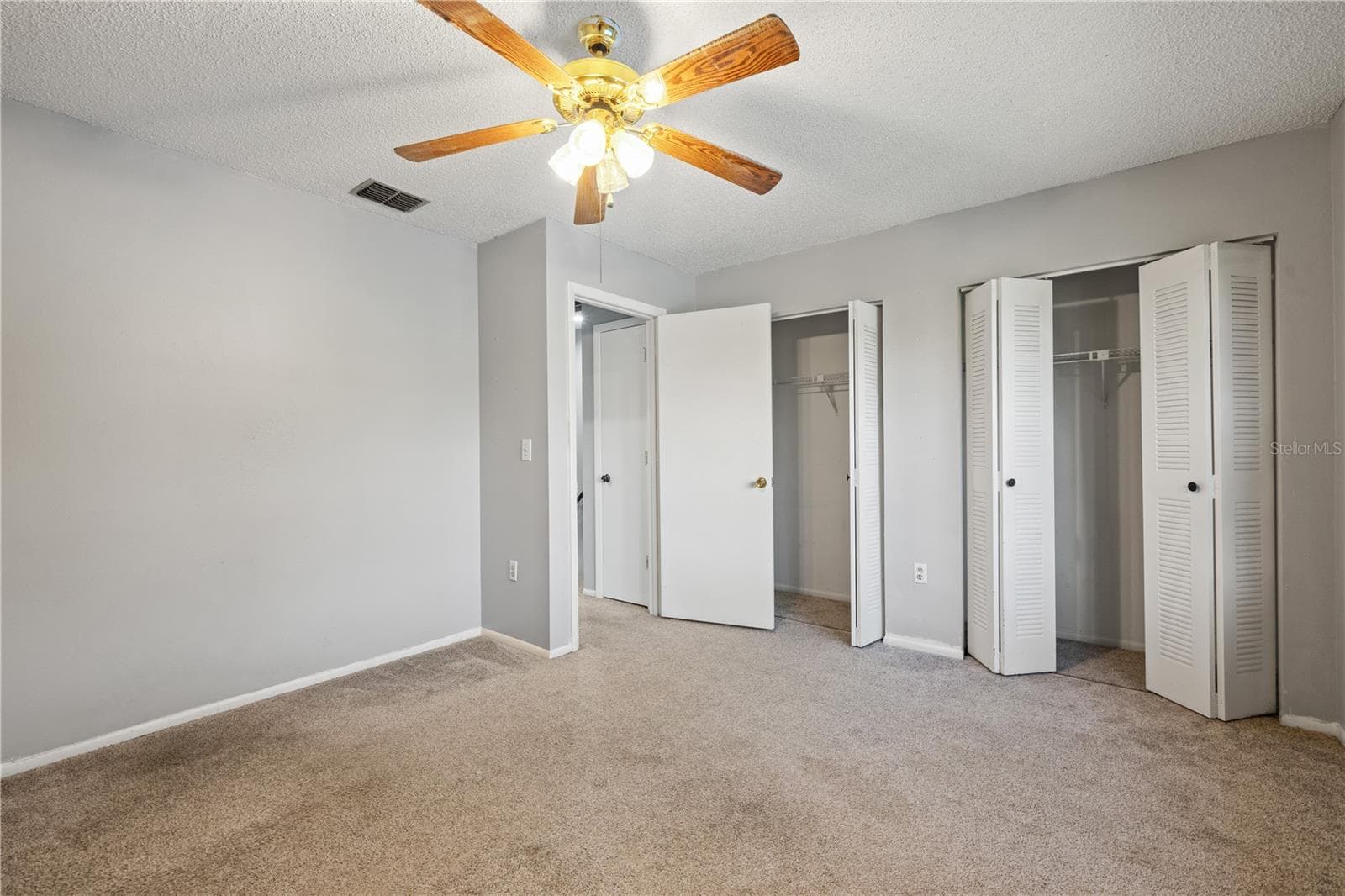 1420 Ridge Lake CT photo 4