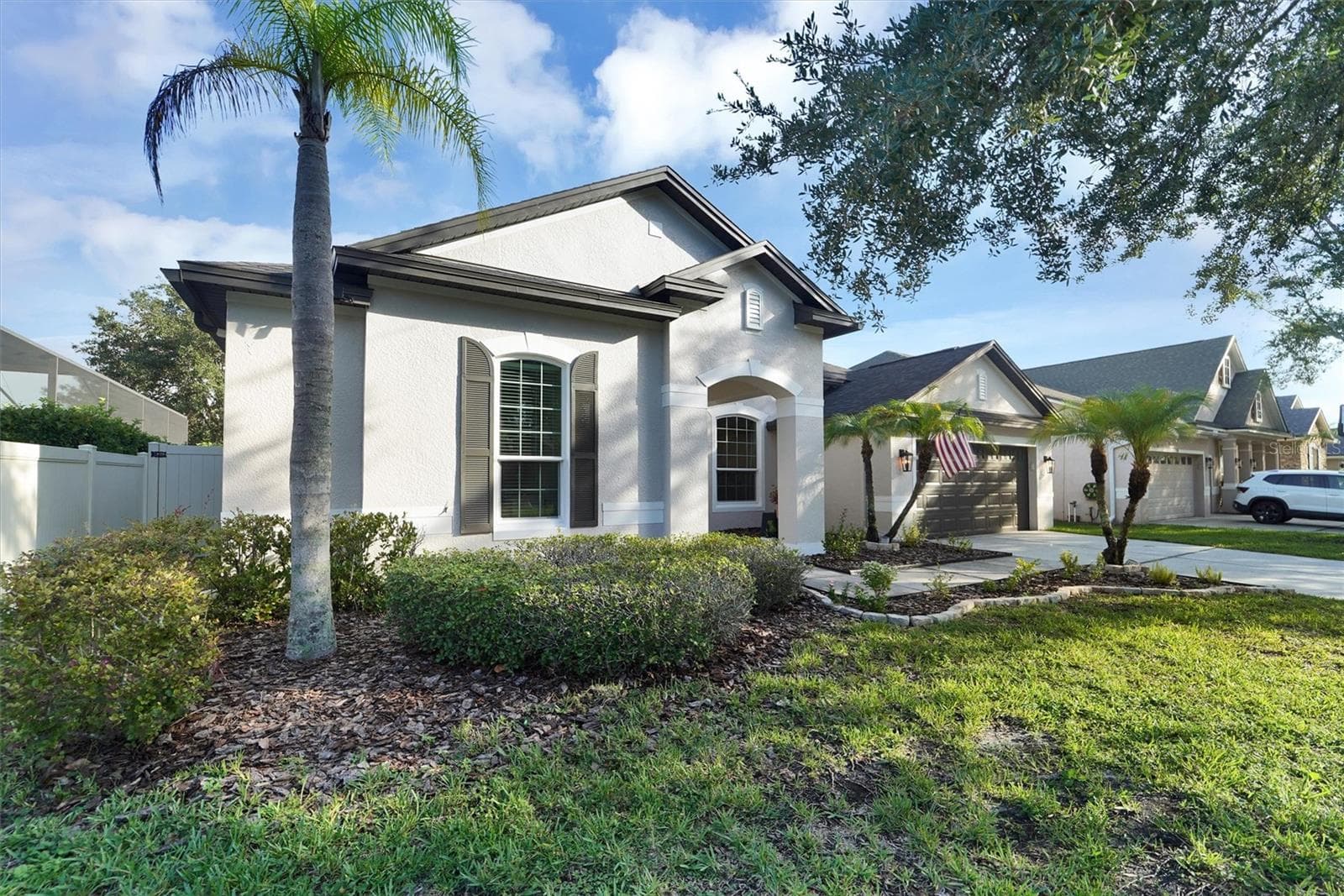7136 Derwent Glen Cir photo 2