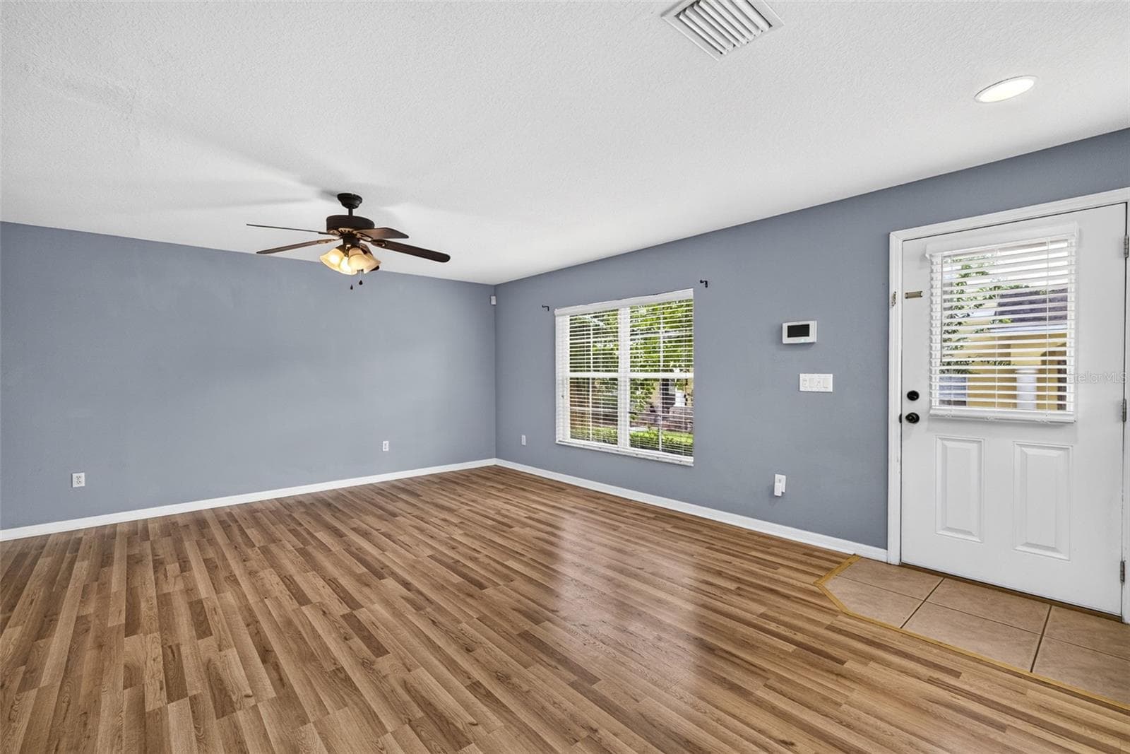 37602 Aaralyn Rd photo 5