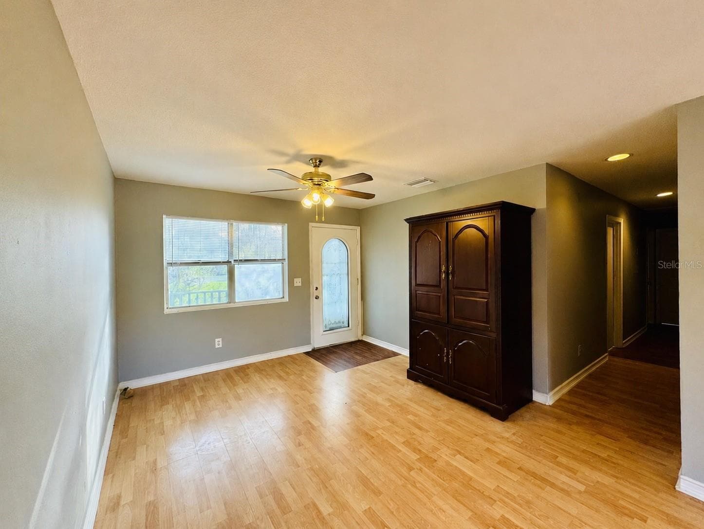 12909 Litewood Dr photo 2