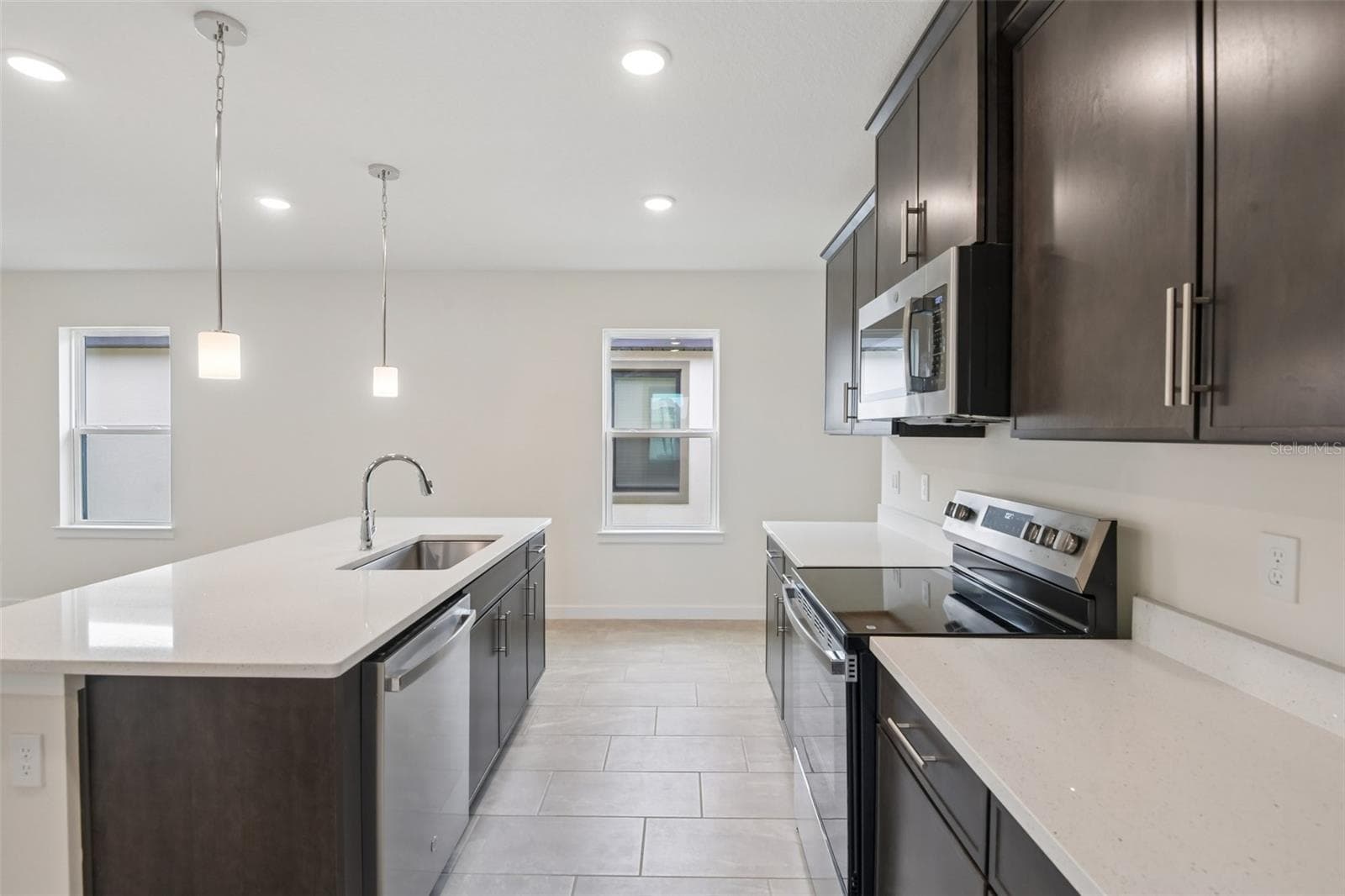 3346 Cup Dr photo 5