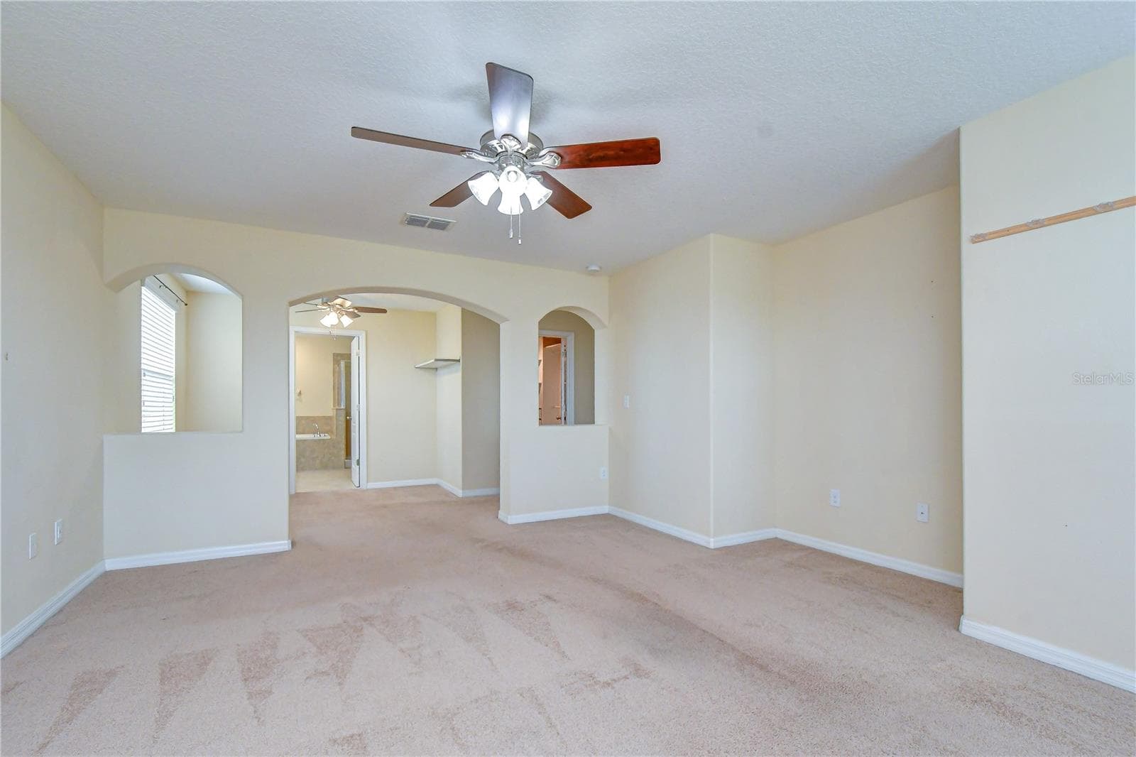 2451 Dakota Rock Dr photo 4