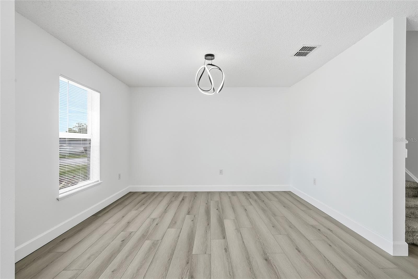 5292 Denver Ave photo 4