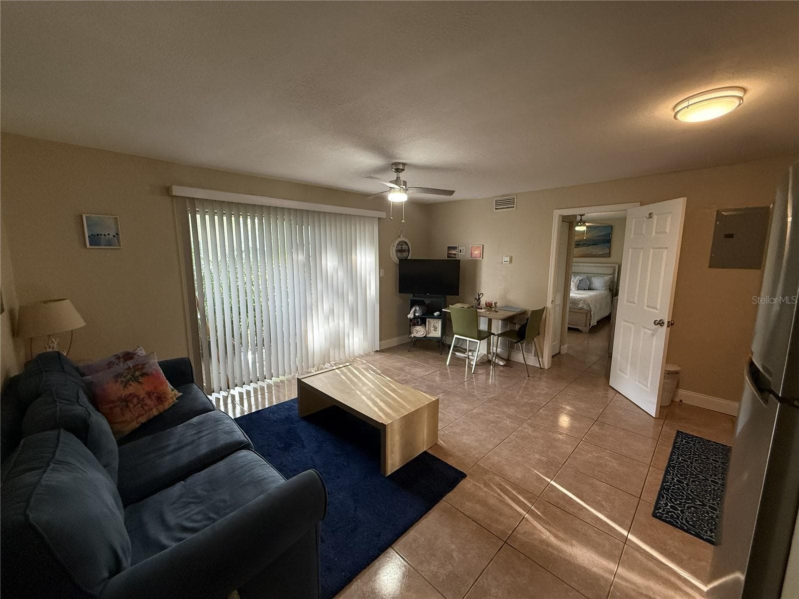 4215 E Bay Dr #1702B photo 2