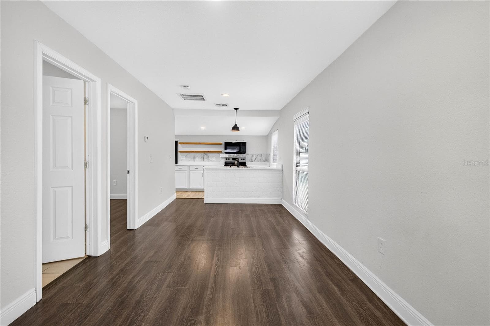 14352 Lawrence St photo 5