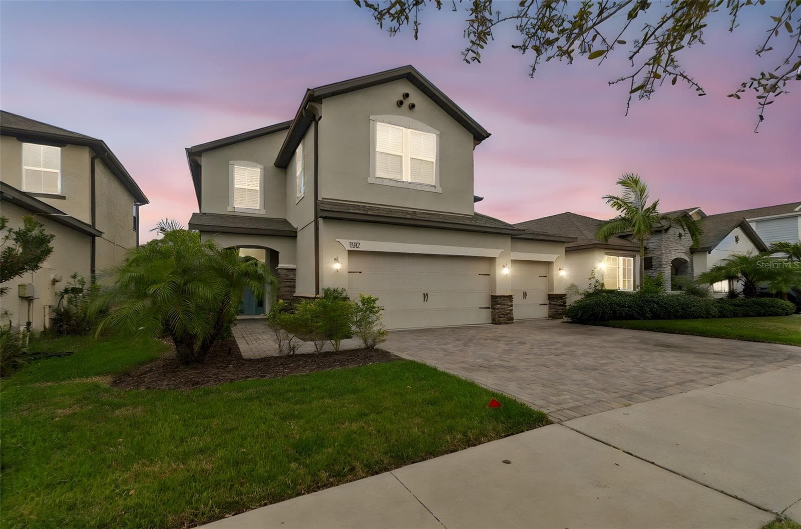 11512 Navel Orange Way photo 3