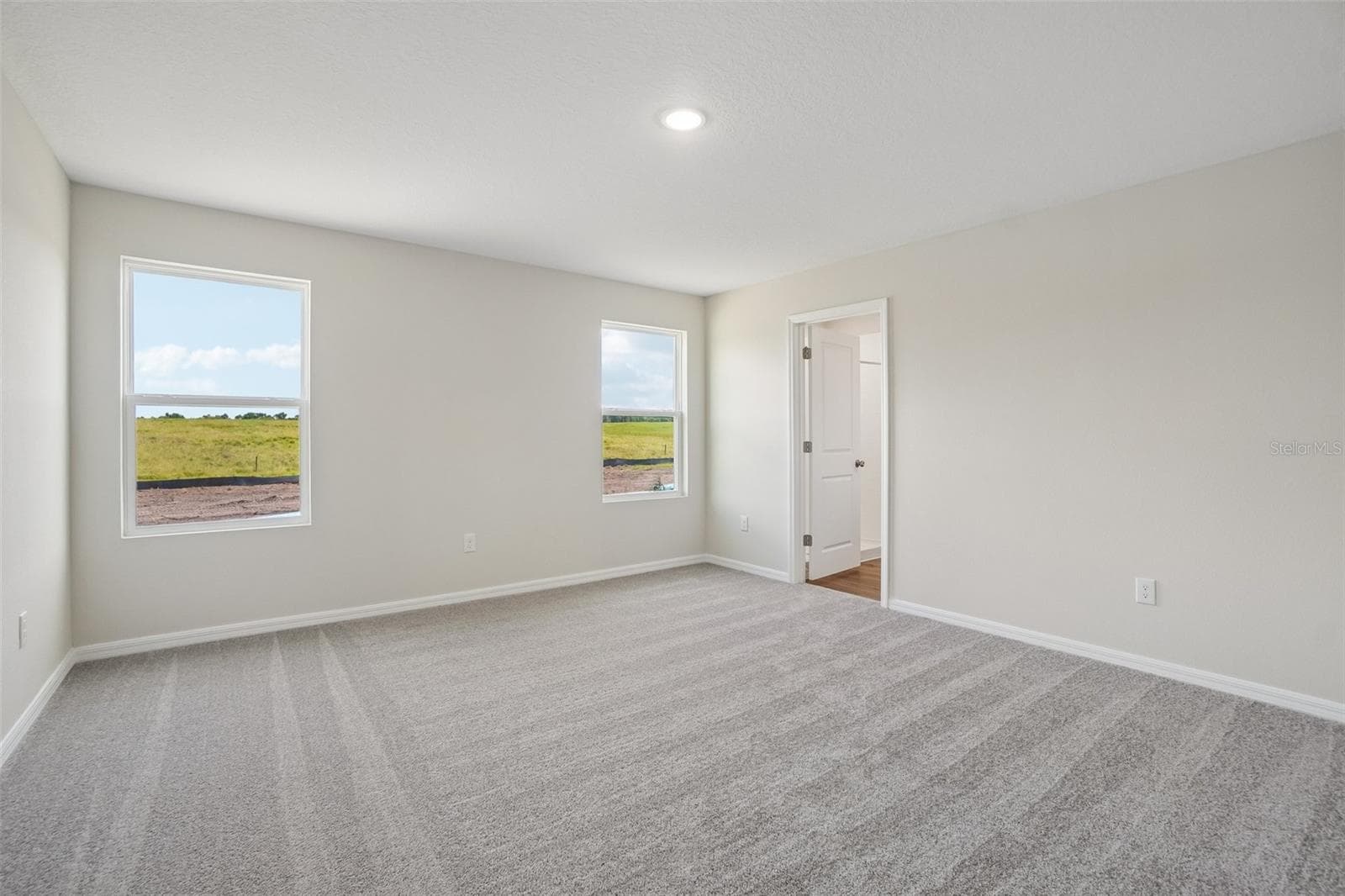 36564 Sagemoor Dr photo 4