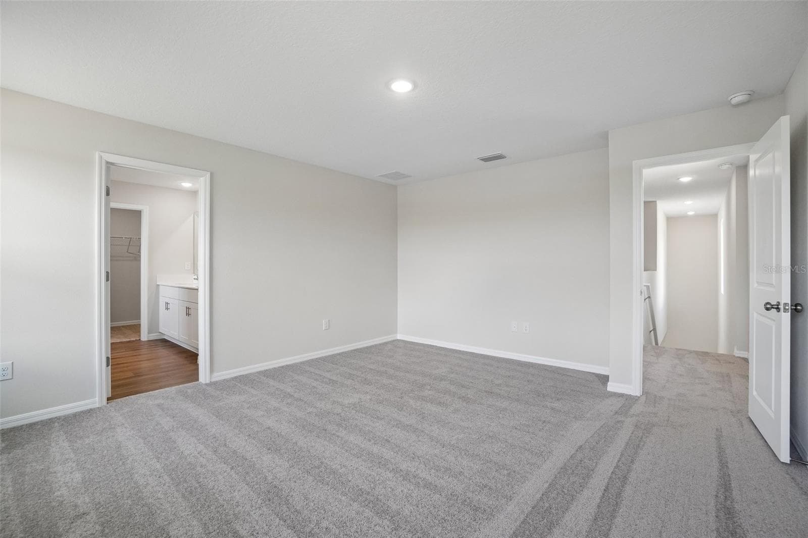36564 Sagemoor Dr photo 5