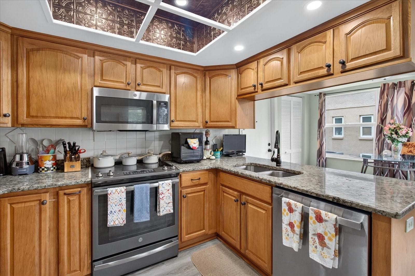 10508 Quimby Dr photo 3