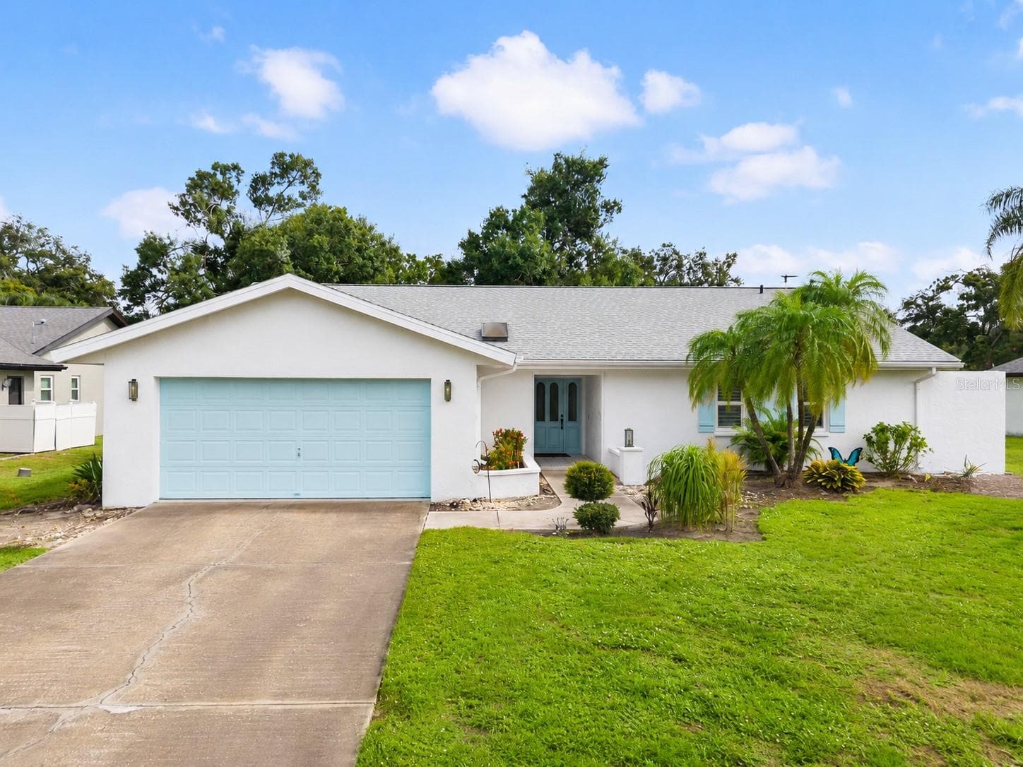 5438 Dominica Cir photo 4