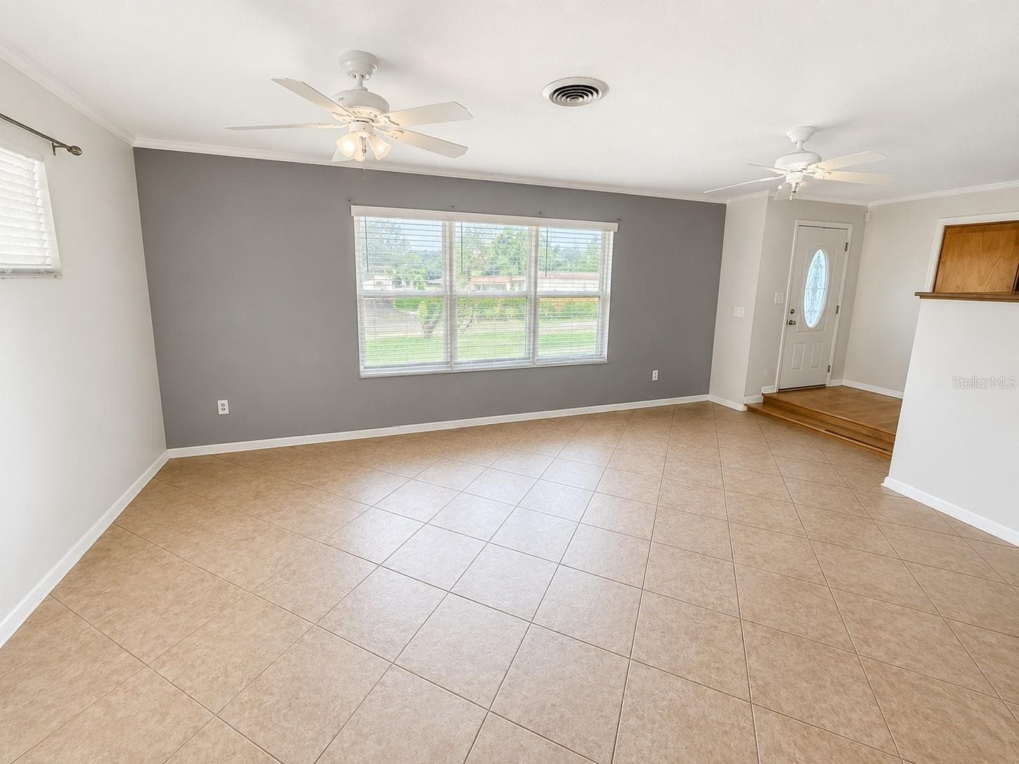 409 Montgomery Ave photo 5