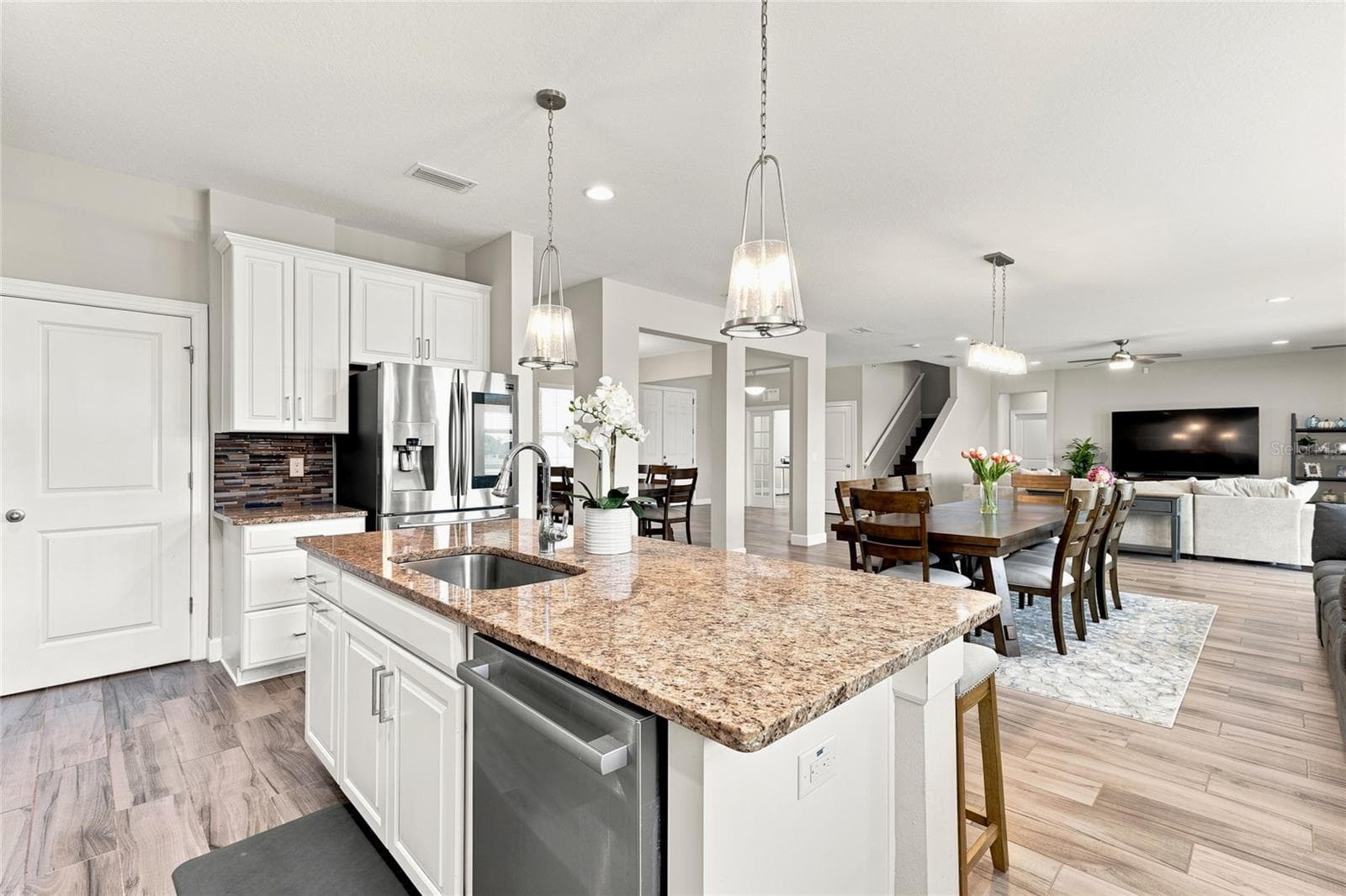7697 Roma Dune Dr photo 5