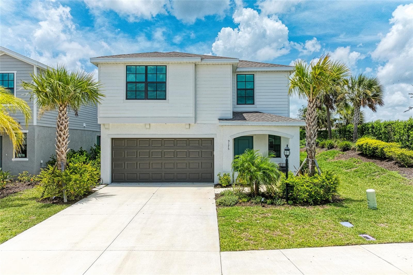 9175 Tequila Sunrise Dr photo 2