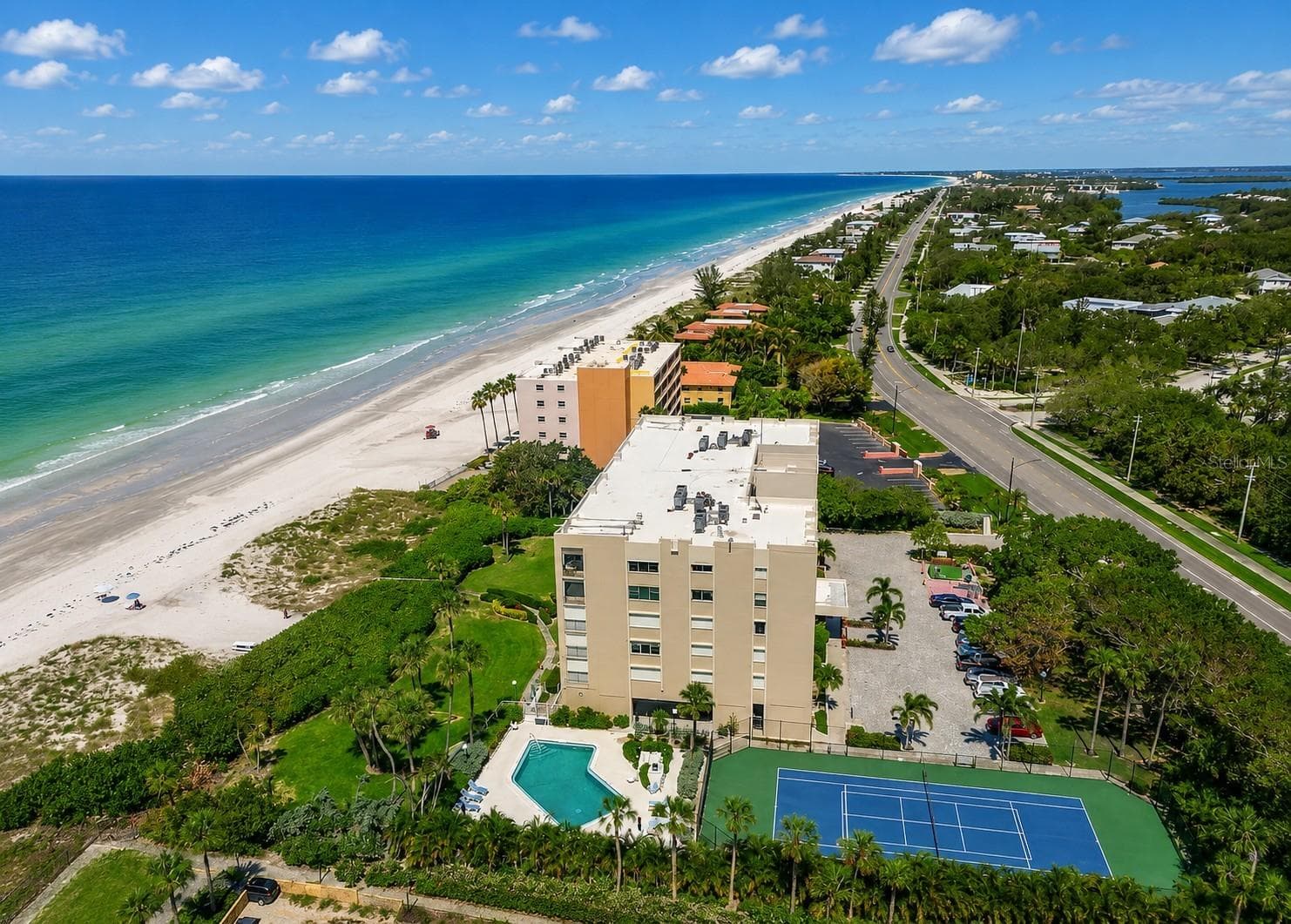 2675 Gulf Of Mexico Dr #203 photo 2