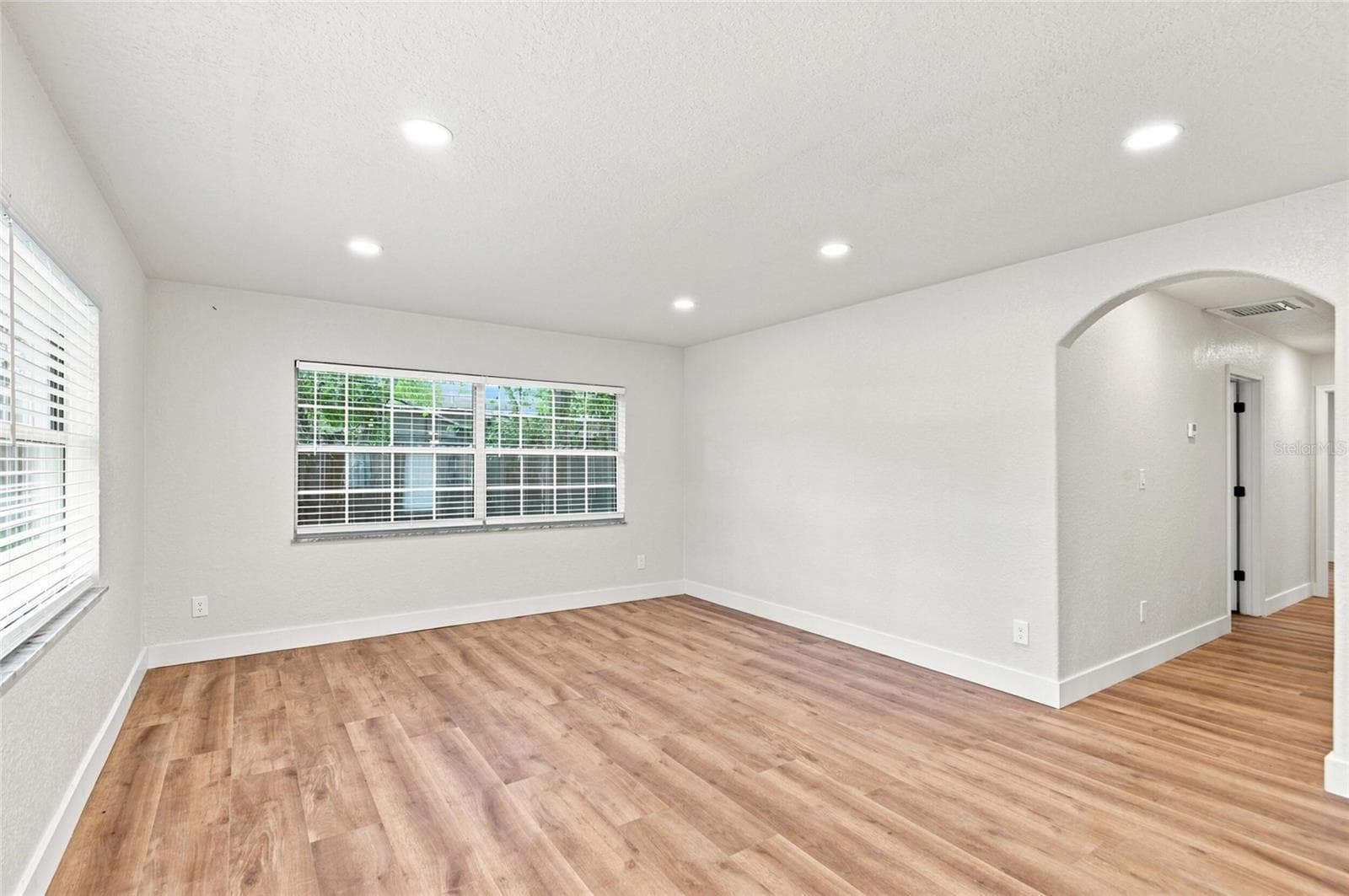 5511 Craig Dr photo 5