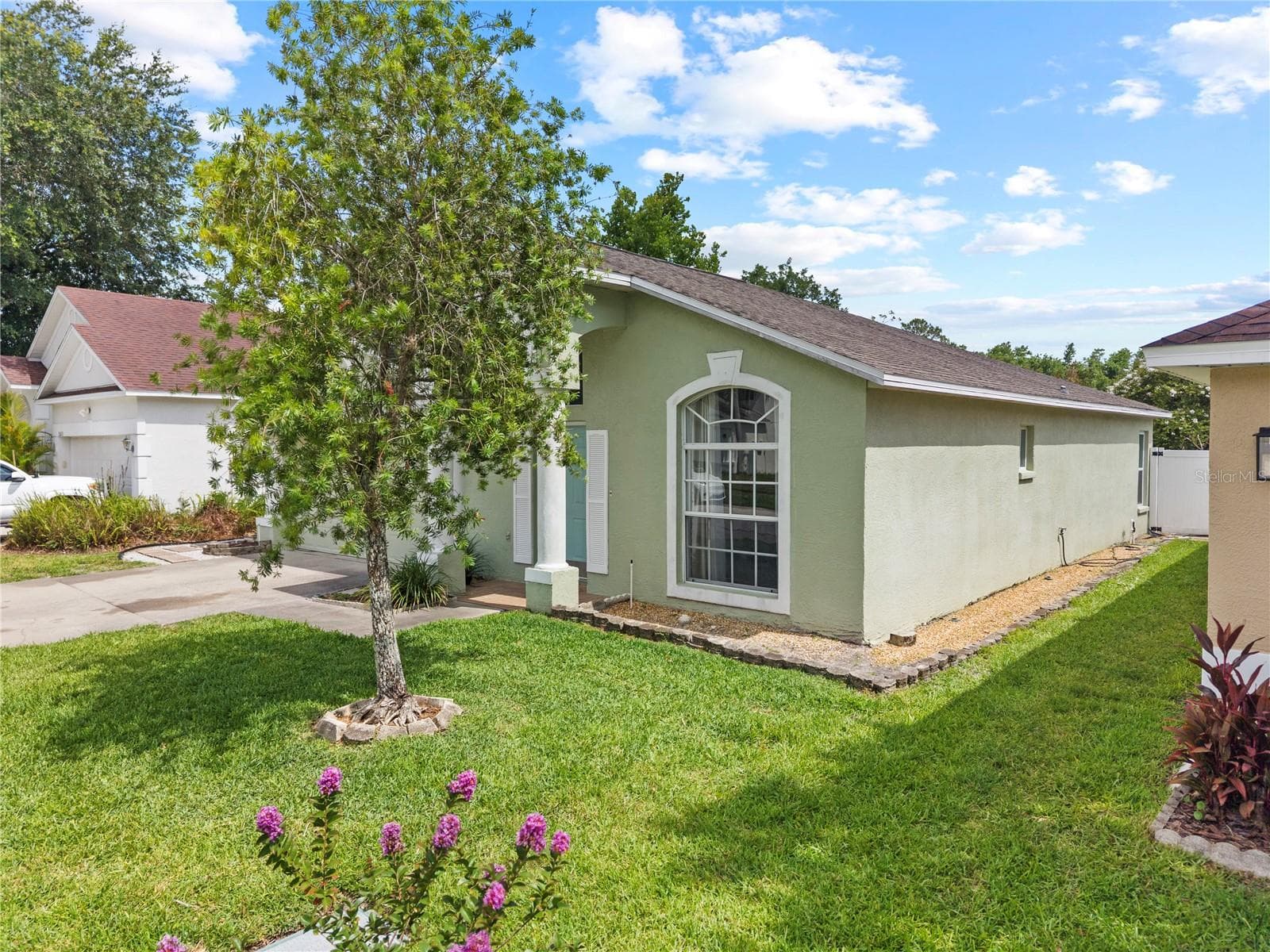 25237 Seven Rivers Cir photo 3