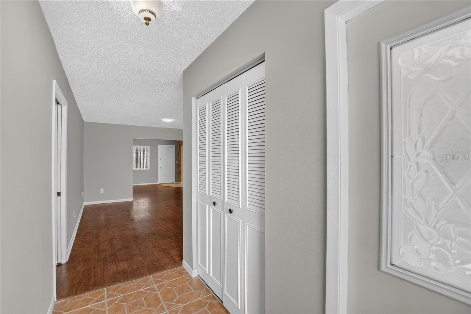 1244 W Del Webb Blvd photo 2