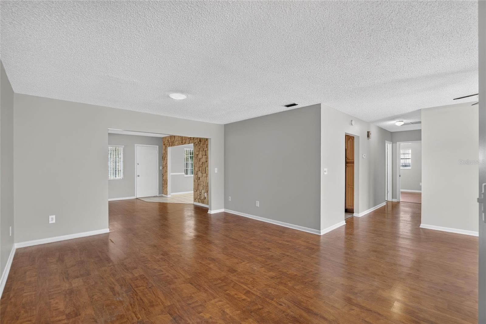 1244 W Del Webb Blvd photo 5