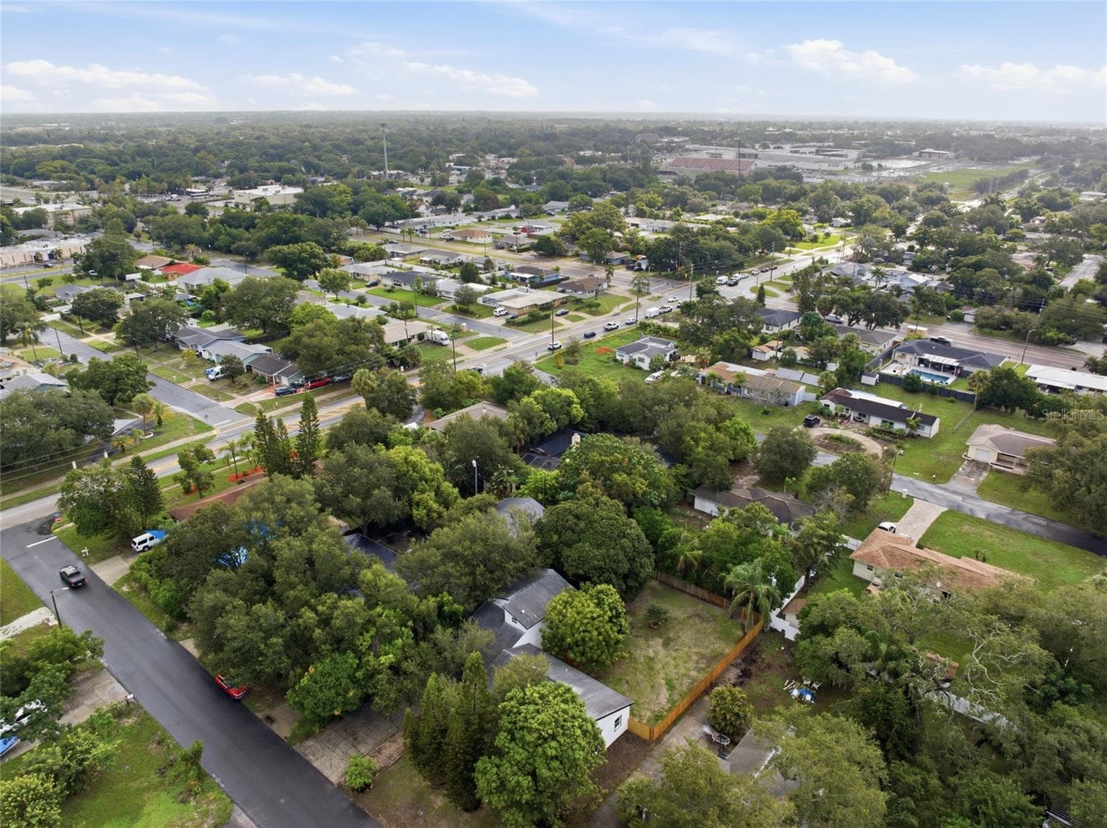 809 Woodcrest Ave photo 4