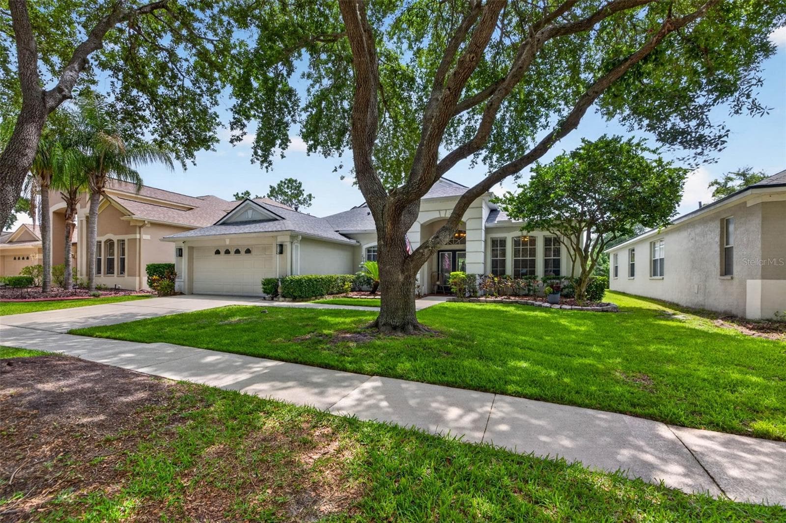 18127 Heron Walk Dr photo 2