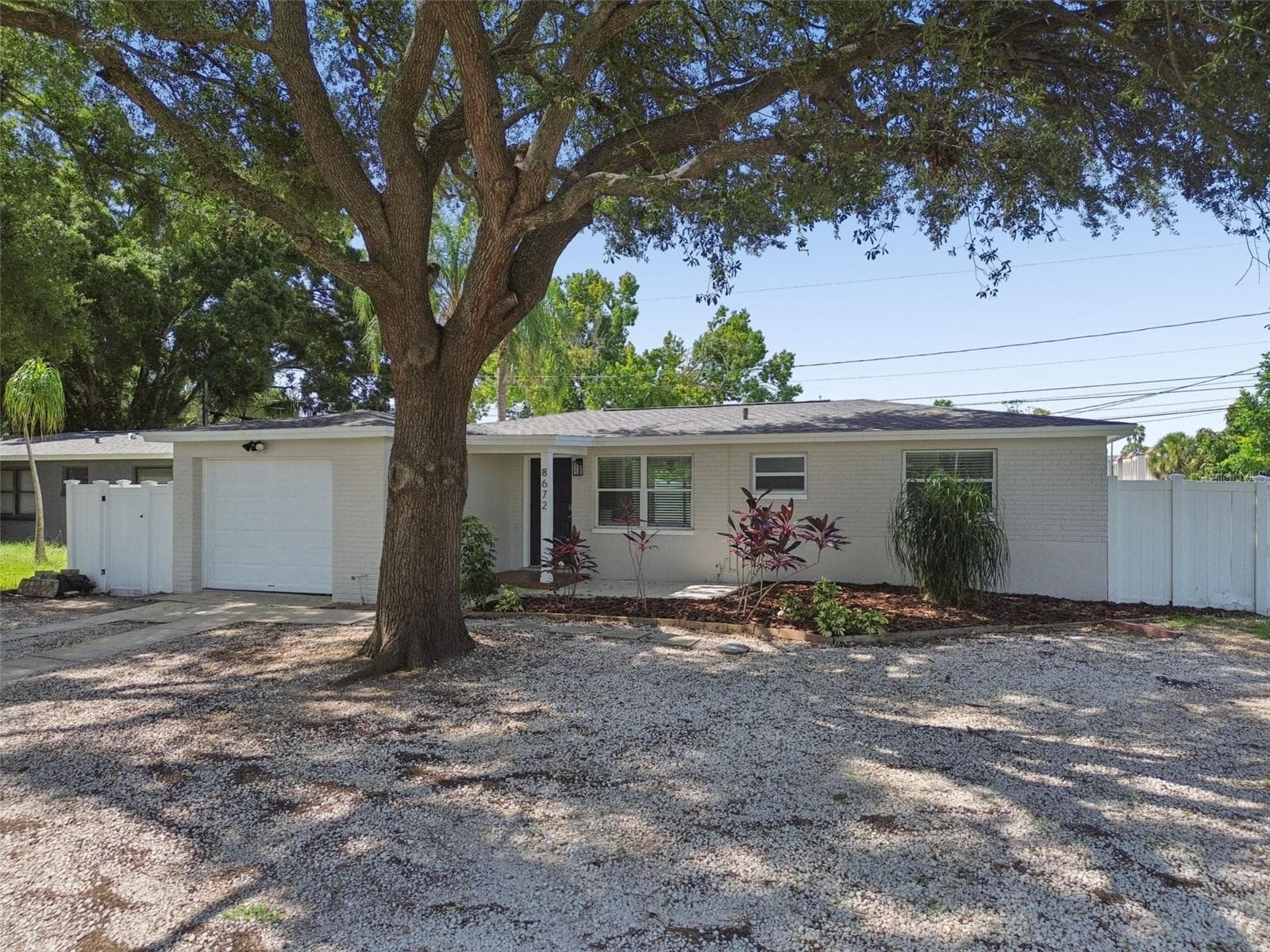 8672 78th Pl photo 2