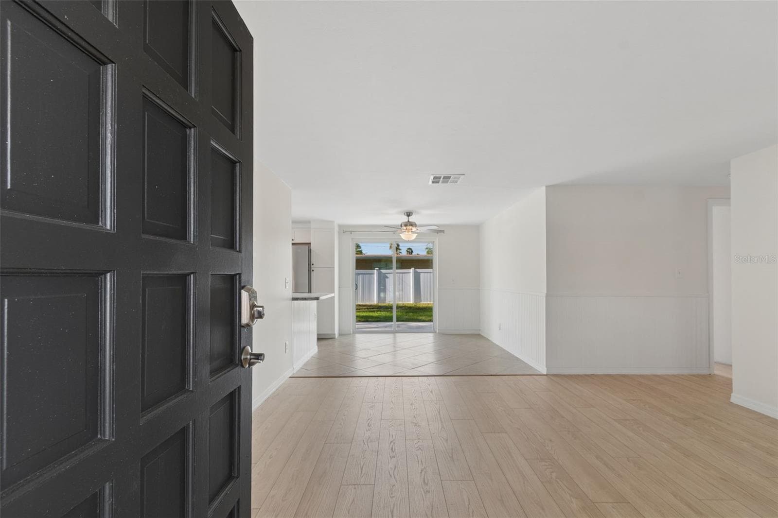 8672 78th Pl photo 4