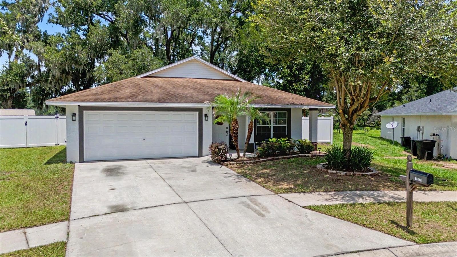 15373 Callista Ln photo 4