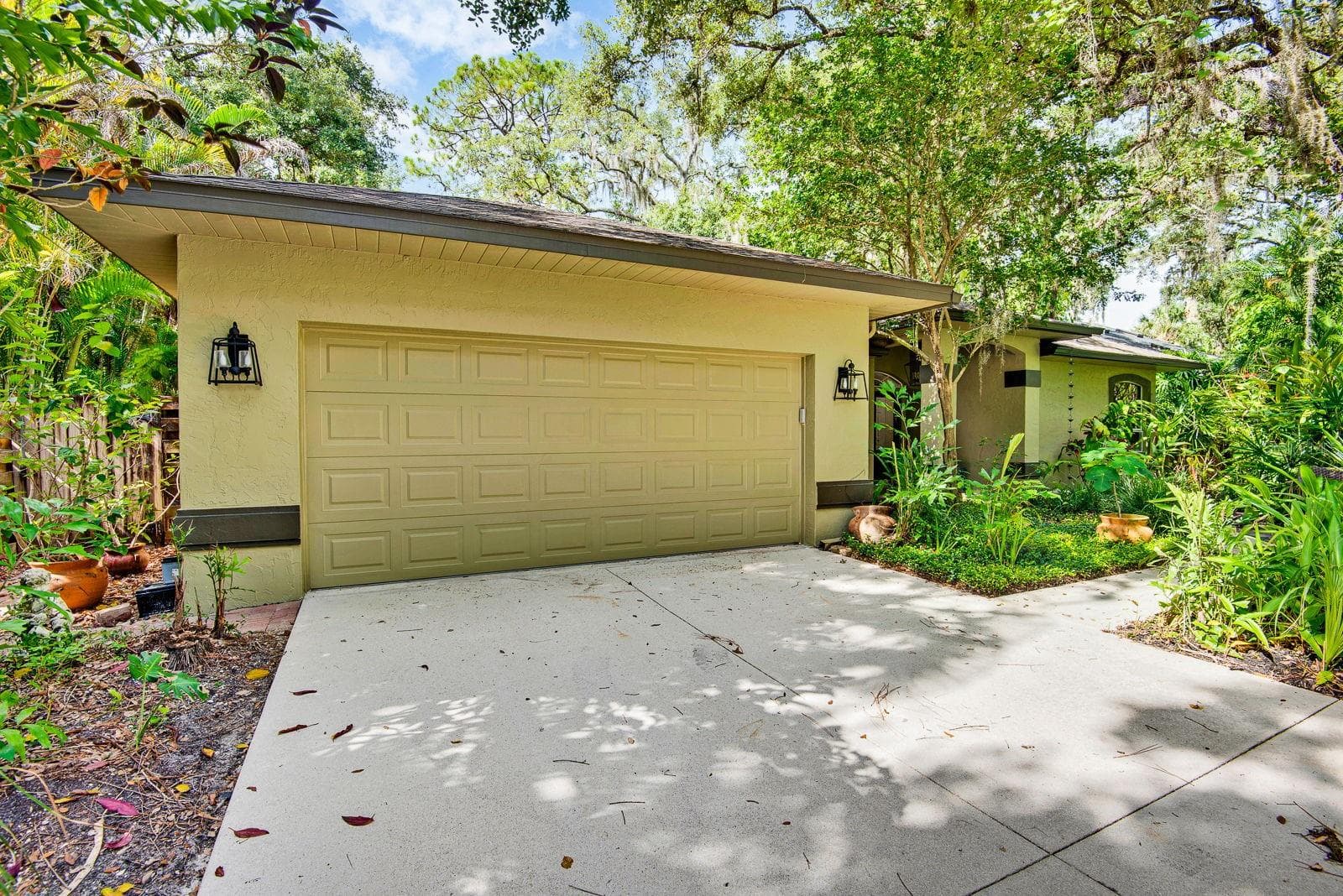 2073 Misty Sunrise Trl photo 4
