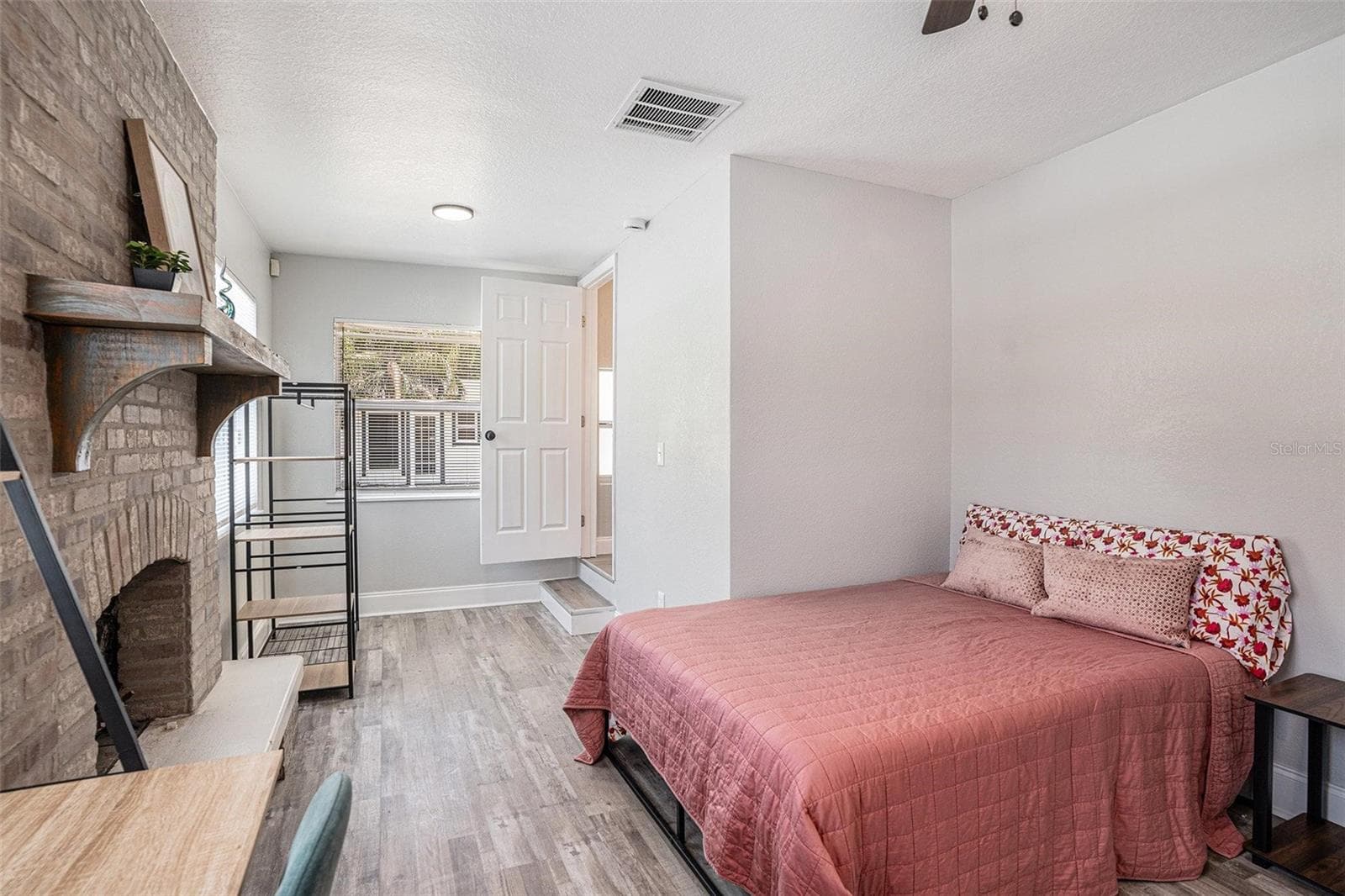 503 Prado Pl photo 5