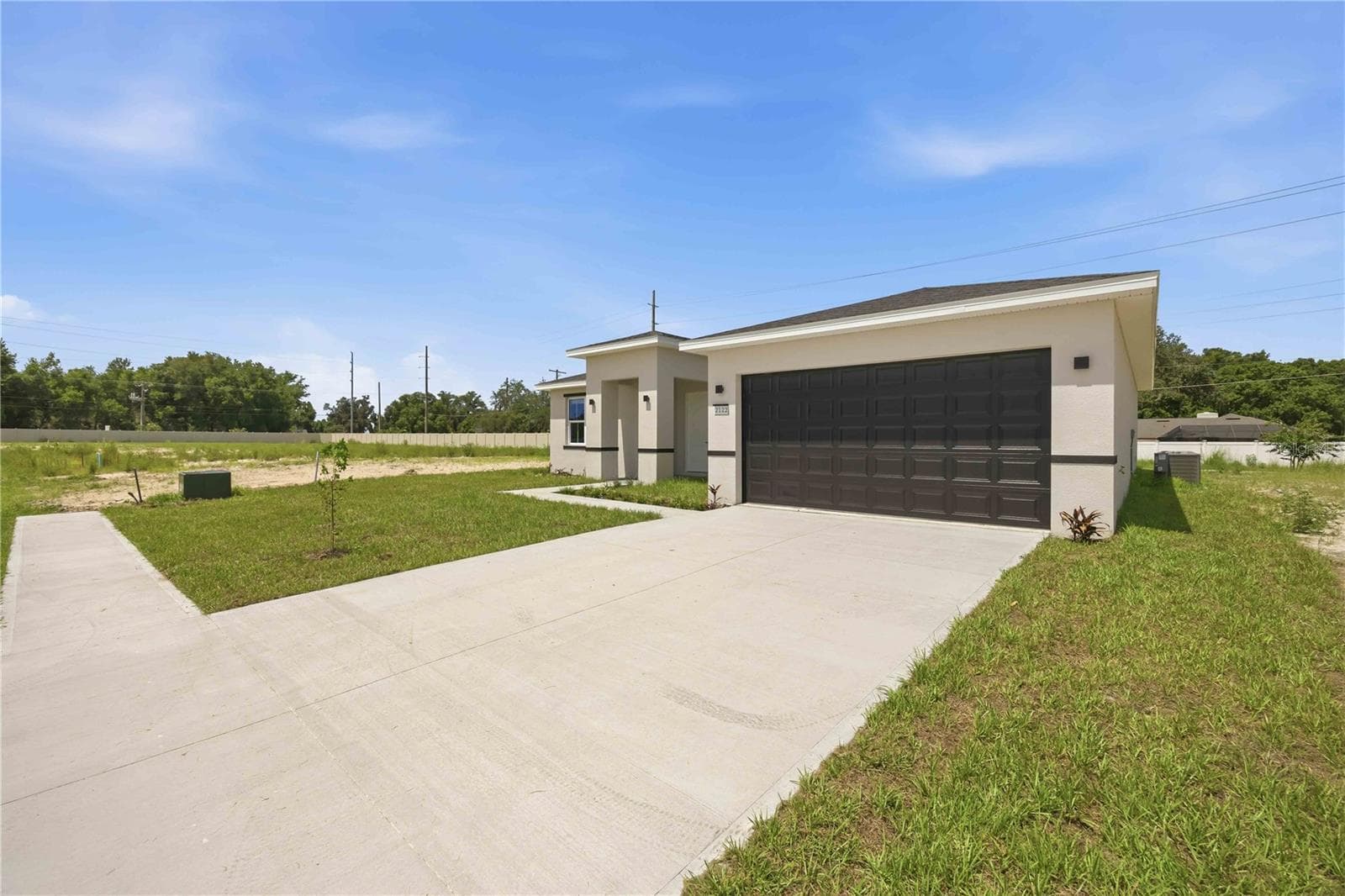 2122 River Hawk Loop photo 2