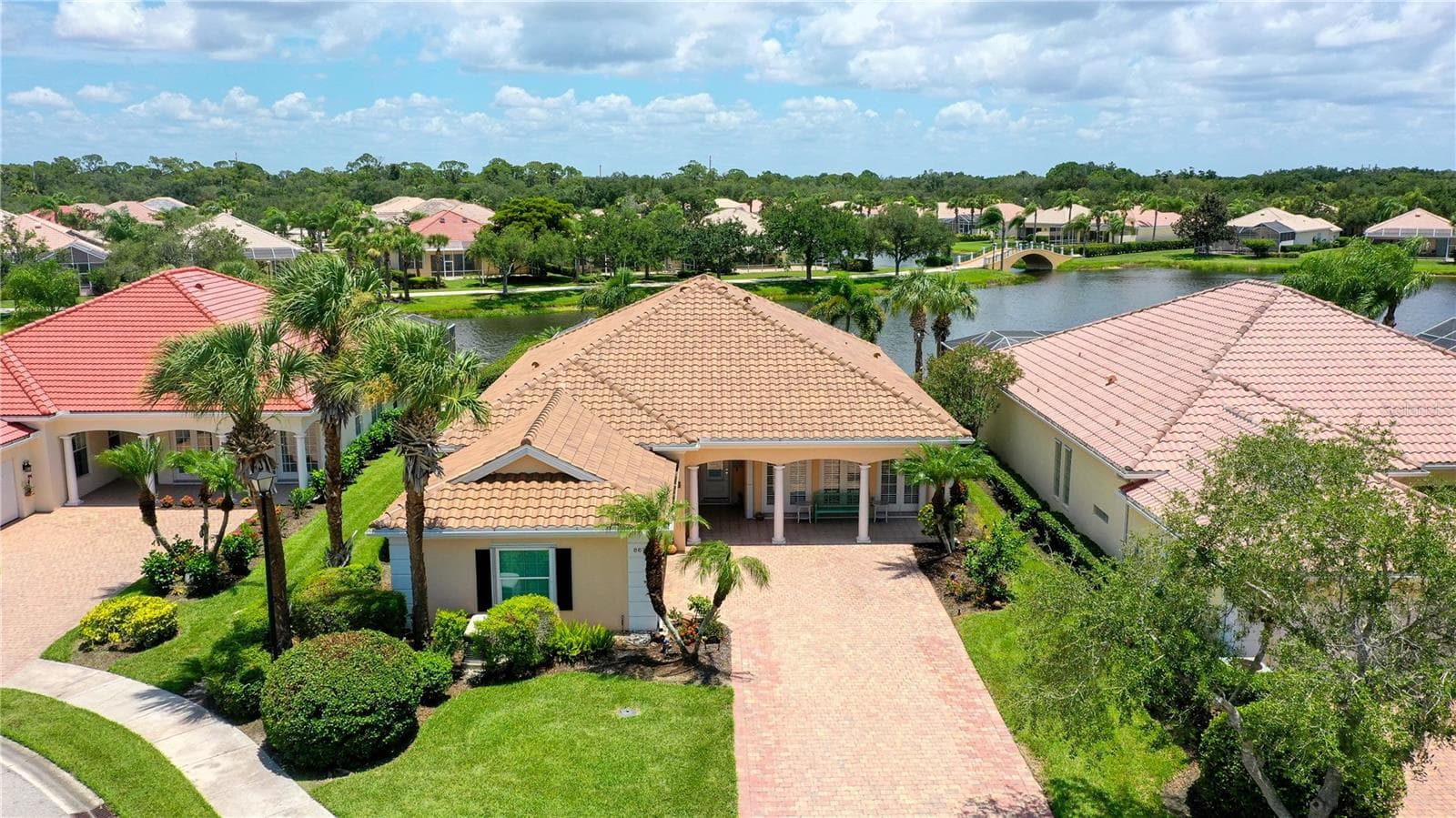 8672 Dolce Ln photo 5