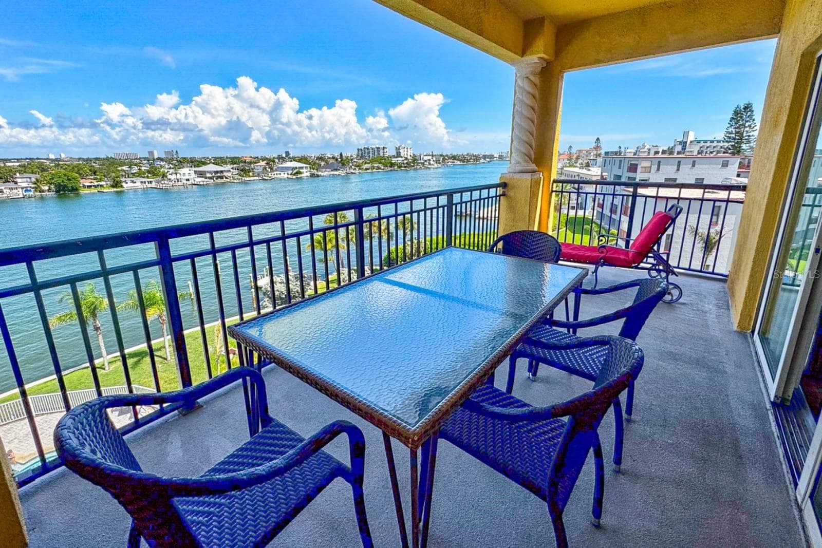 10315 Gulf Blvd #409 photo 2