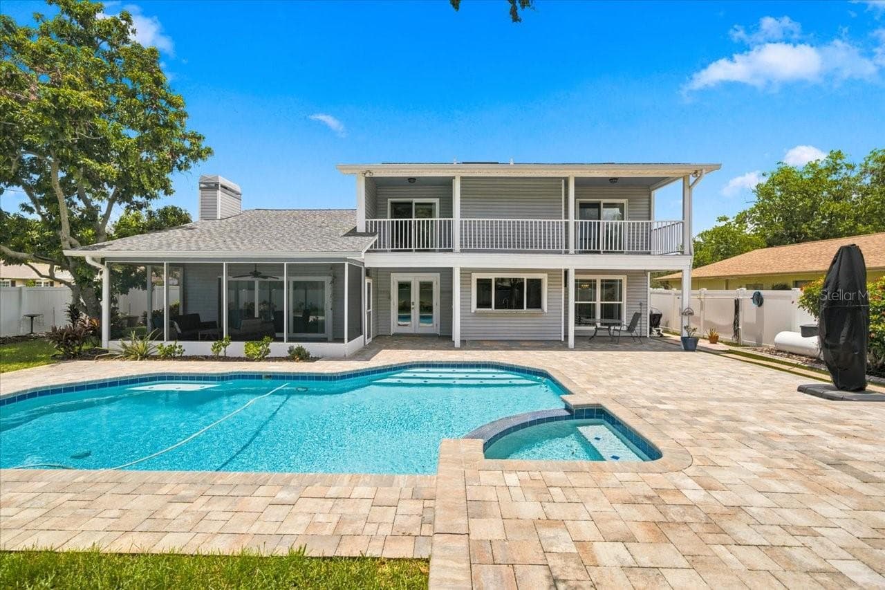 13101 Burnes Lake Dr photo 4