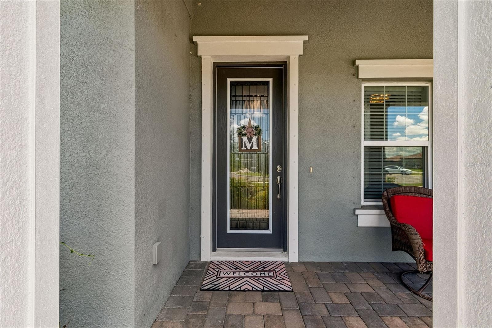 10597 Meadowrun Dr photo 4