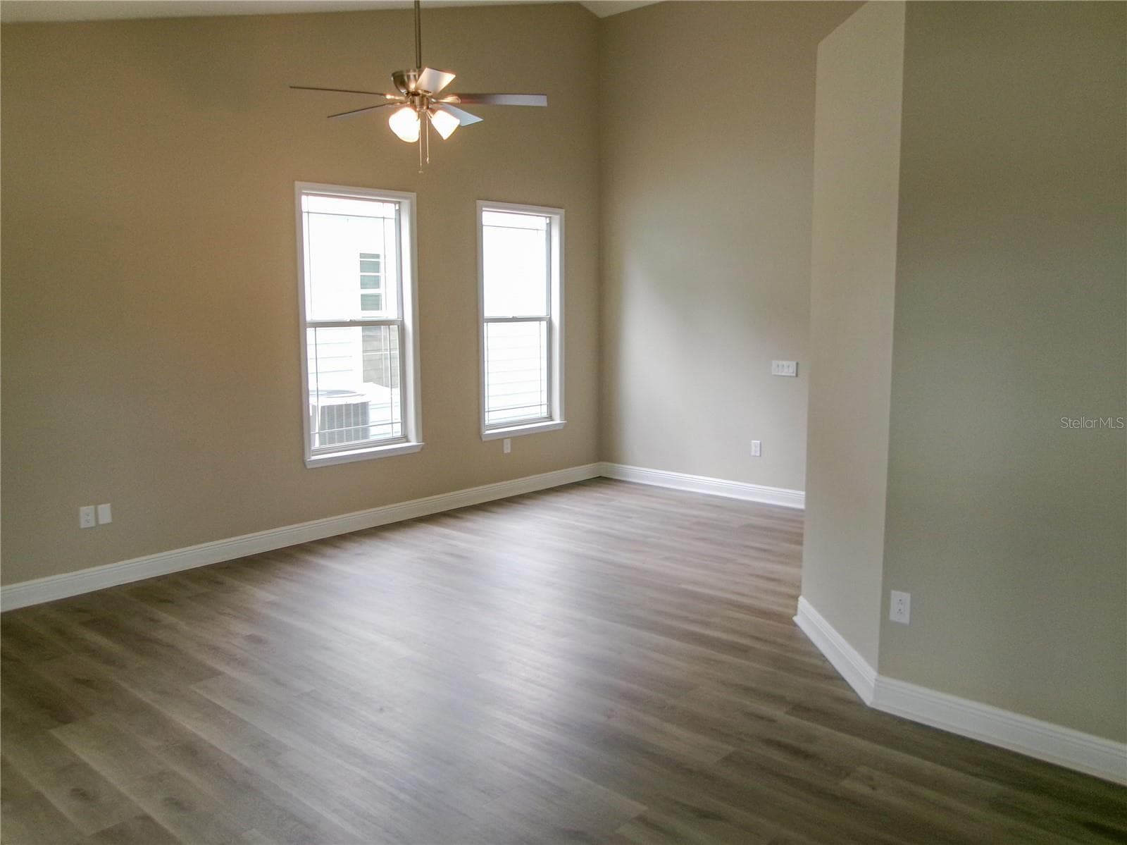 37450 Picketts MILL Ave photo 4
