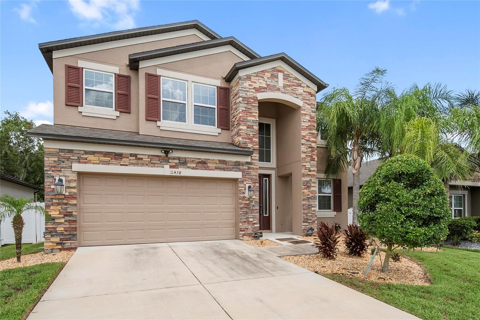 11438 Acacia Grove Ln photo 4