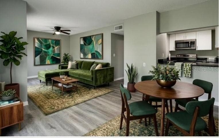 726 Haven Pl #726 photo 2