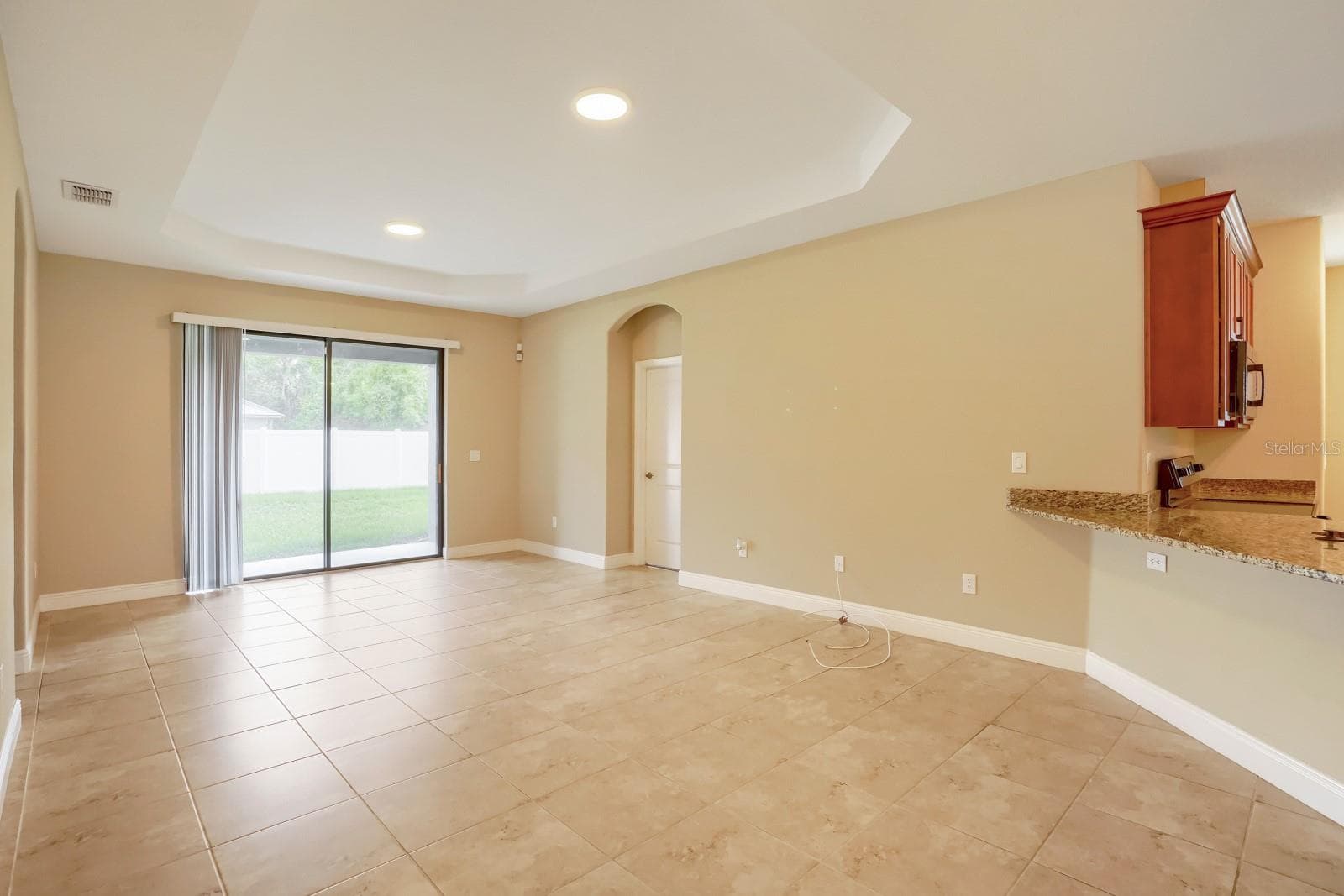 12690 Vander Way photo 3