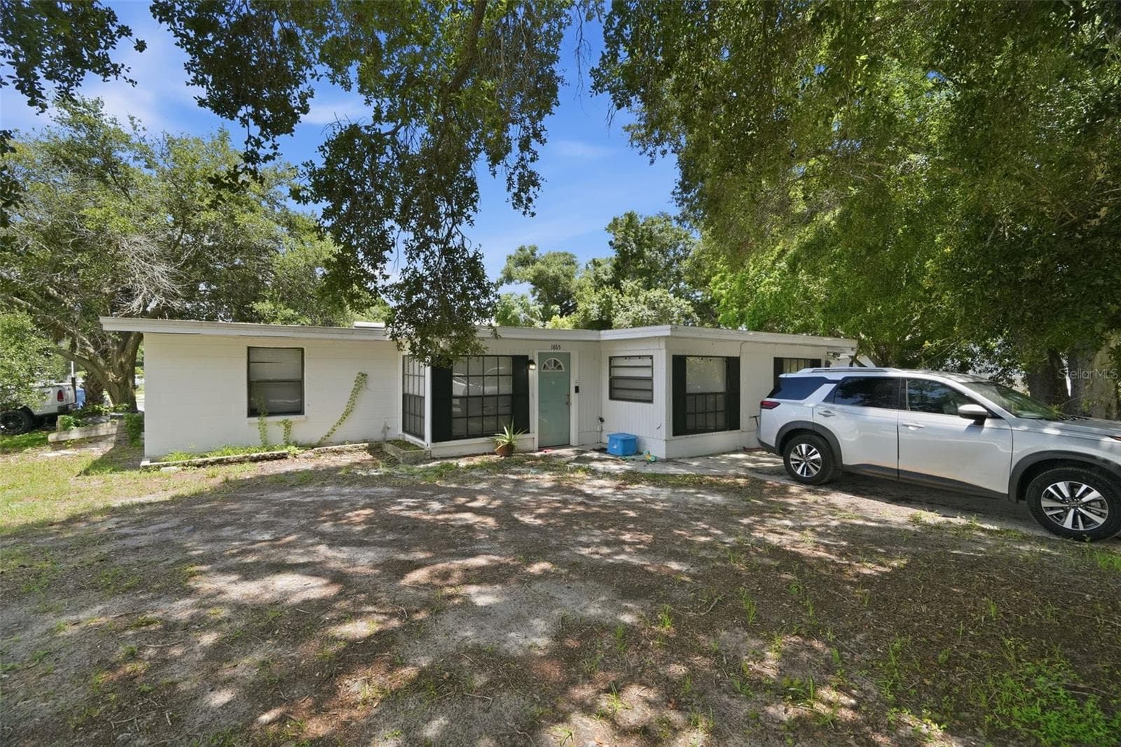 1863 Audrey Dr photo 3