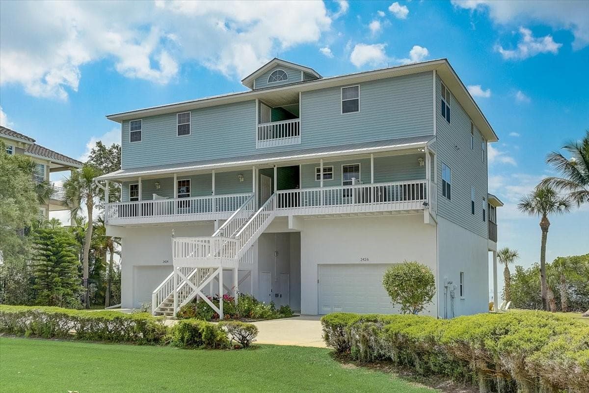 2424 Bay Dr #2424/2426 photo 2