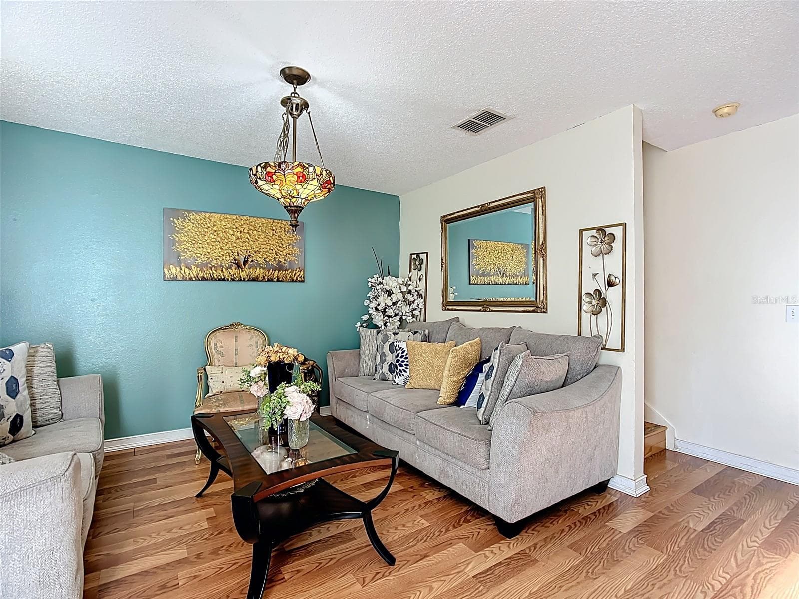 5009 Strada Dr photo 2