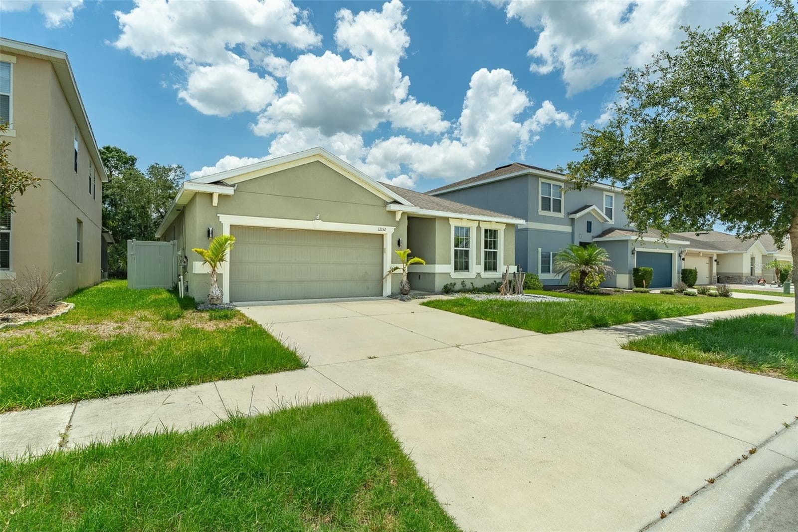12152 Ledbury Commons Dr photo 3