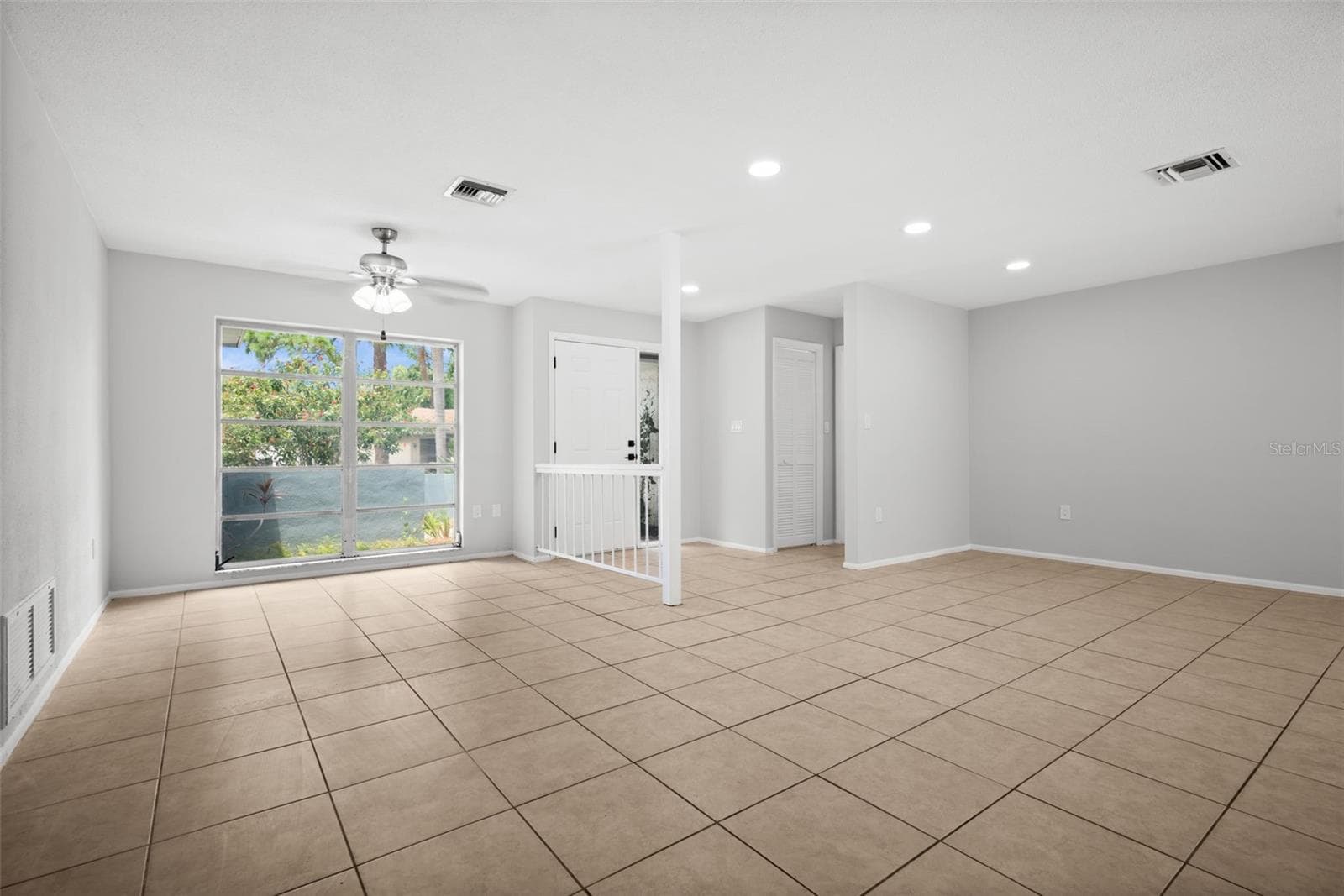 504 Bamboo CT photo 3