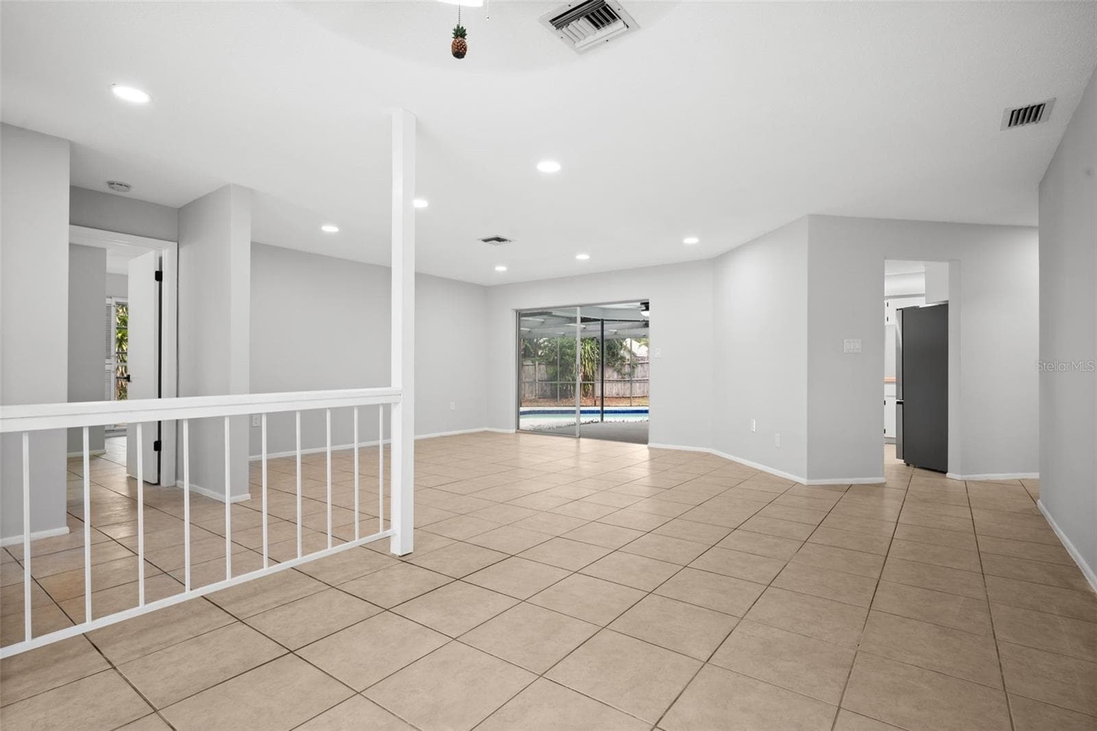 504 Bamboo CT photo 4