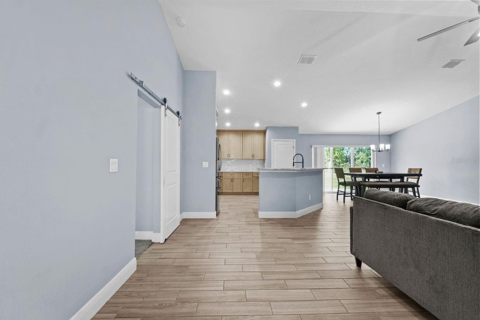 13218 Barnevelde Rd photo 2